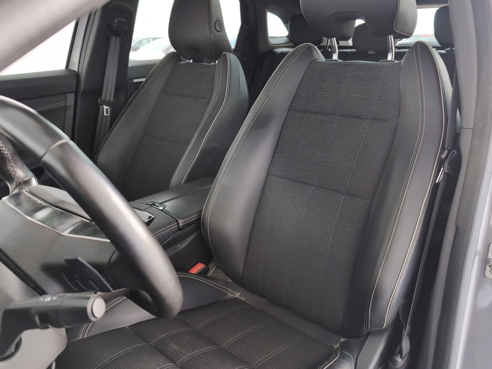 Renault Austral Iconic E-Tech Full Hybrid - foto 24