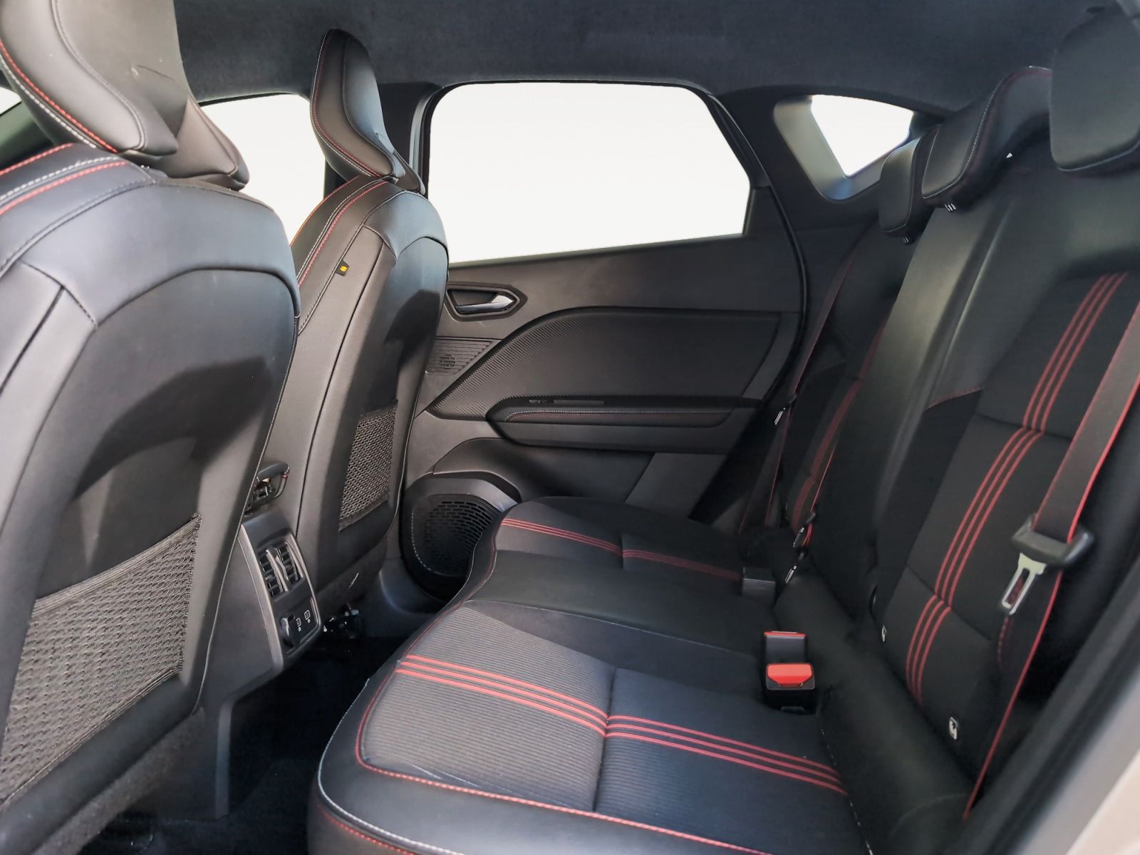 Renault Captur Techno TCe GPF EDC - foto 11