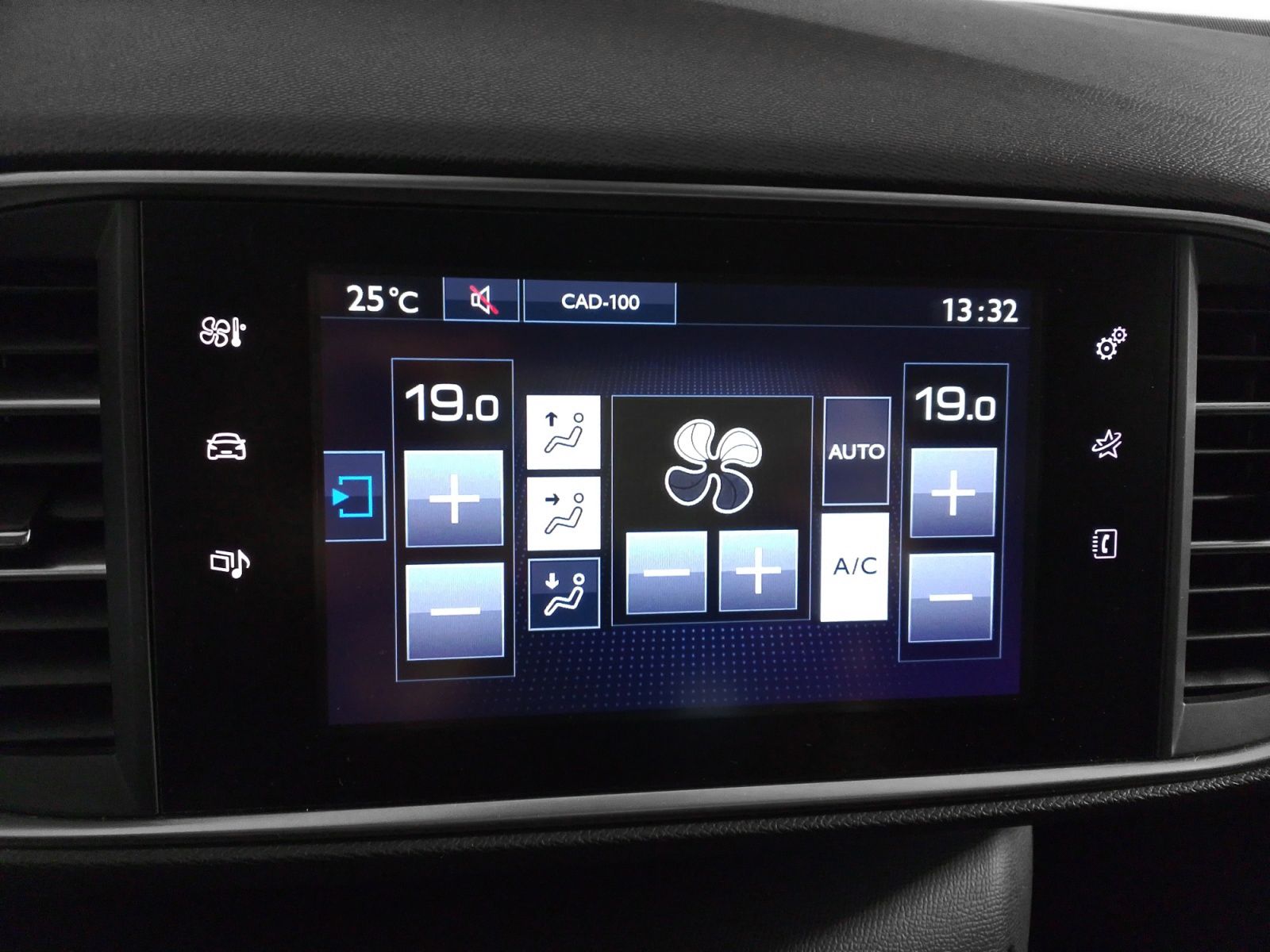 Peugeot 308 PureTech 130 Style EAT6 - foto 22