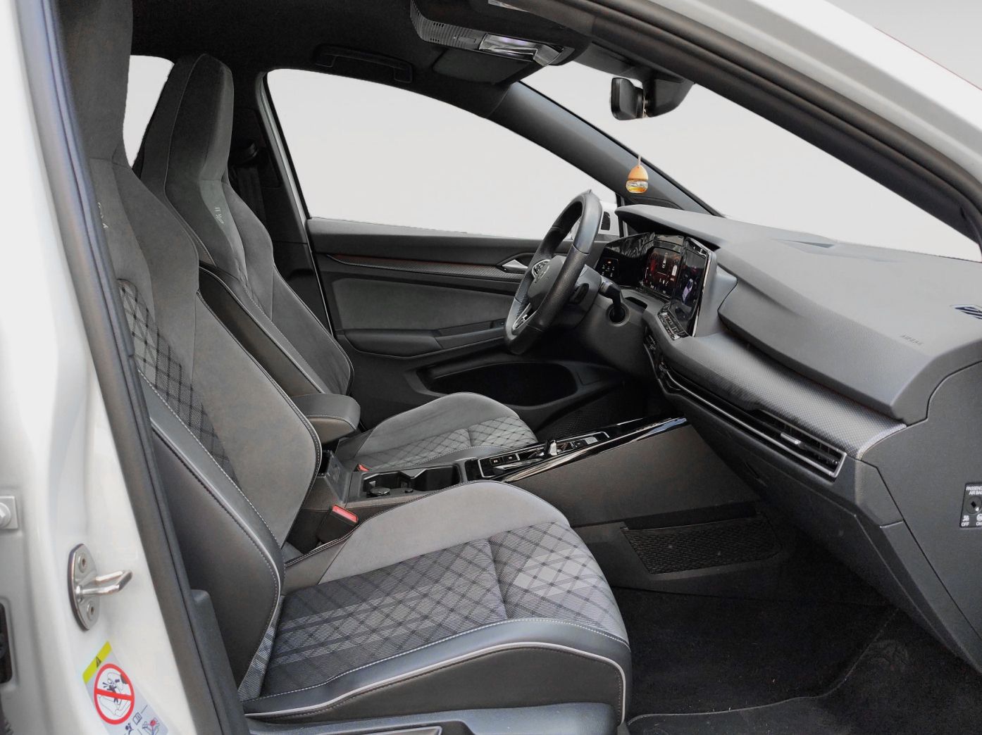 Volkswagen Golf R-Line 1.5 eTSI DSG - foto 12