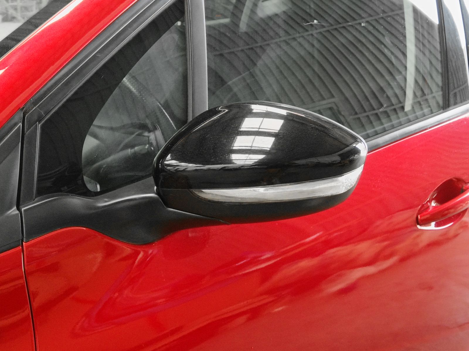 Peugeot 2008 PureTech 110 GT Line - foto 26