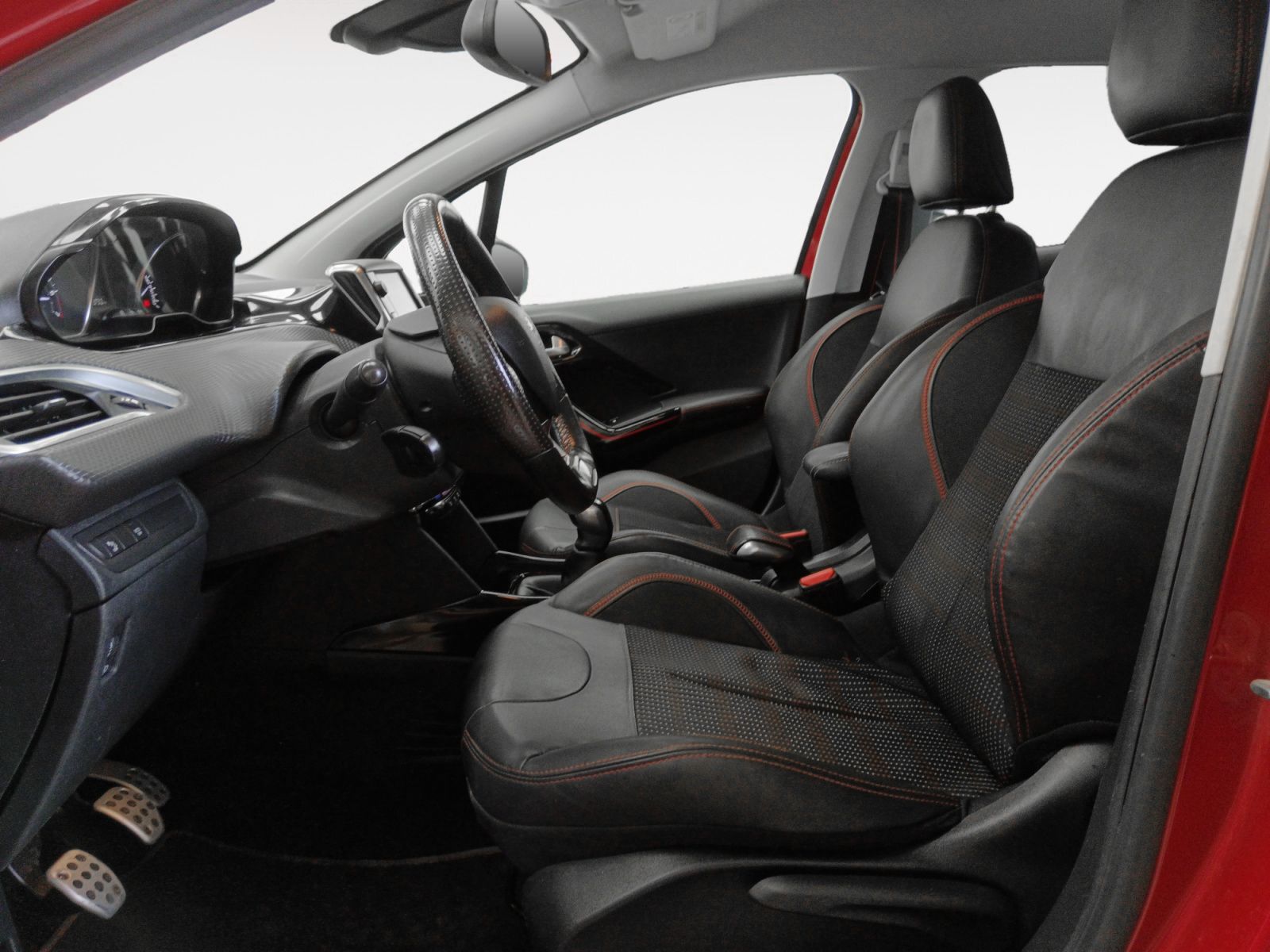 Peugeot 2008 PureTech 110 GT Line - foto 11
