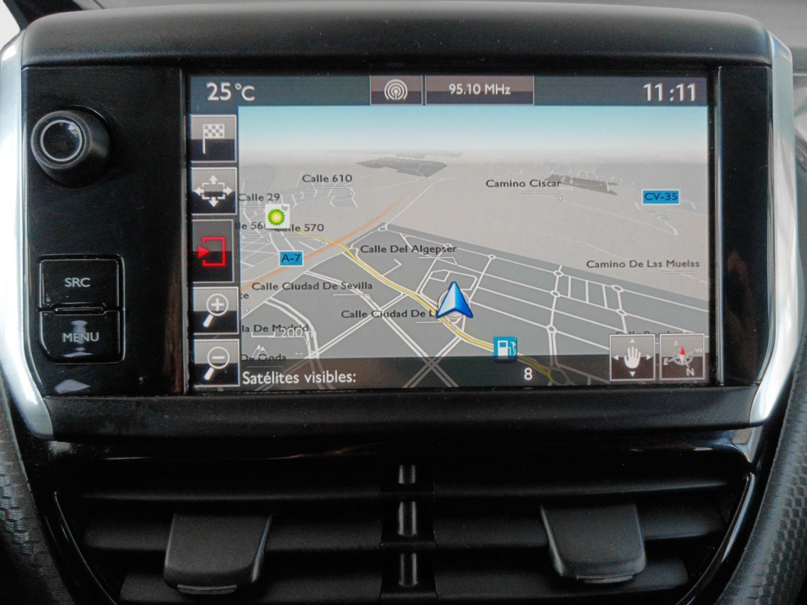 Peugeot 2008 PureTech 110 GT Line - foto 18