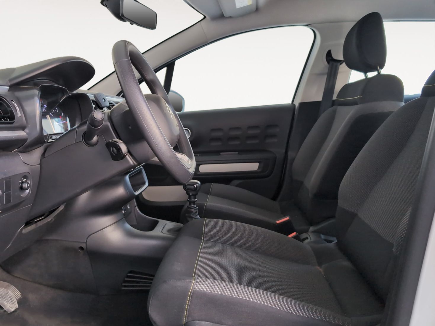 Citroën C3 BlueHDi 100 Plus - foto 10
