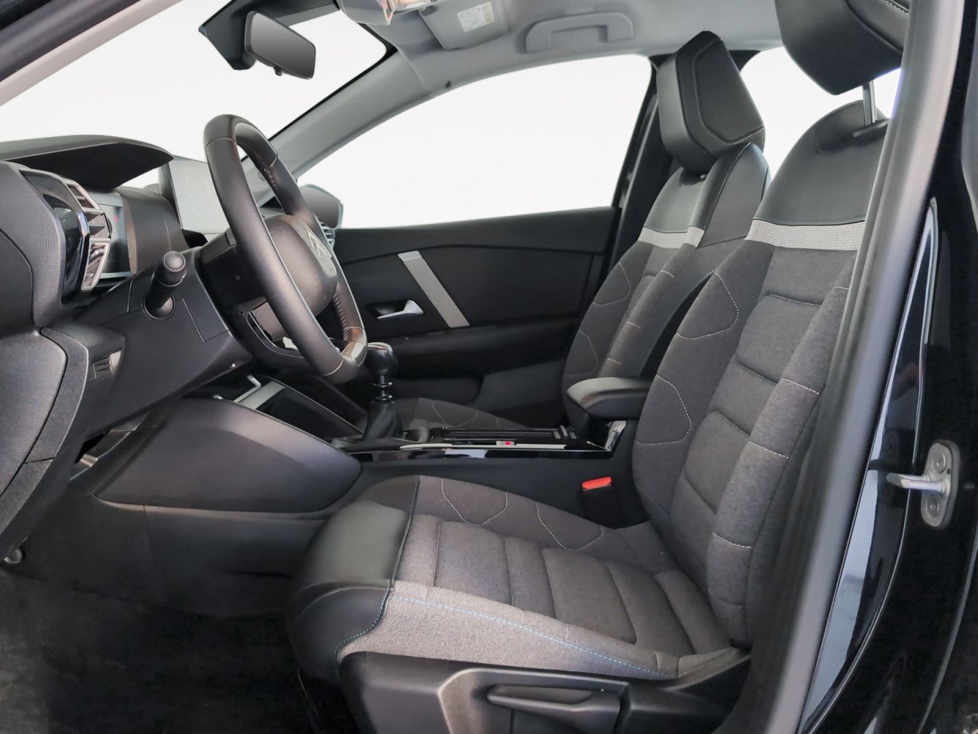 Citroën C4 PureTech 130 Plus - foto 10