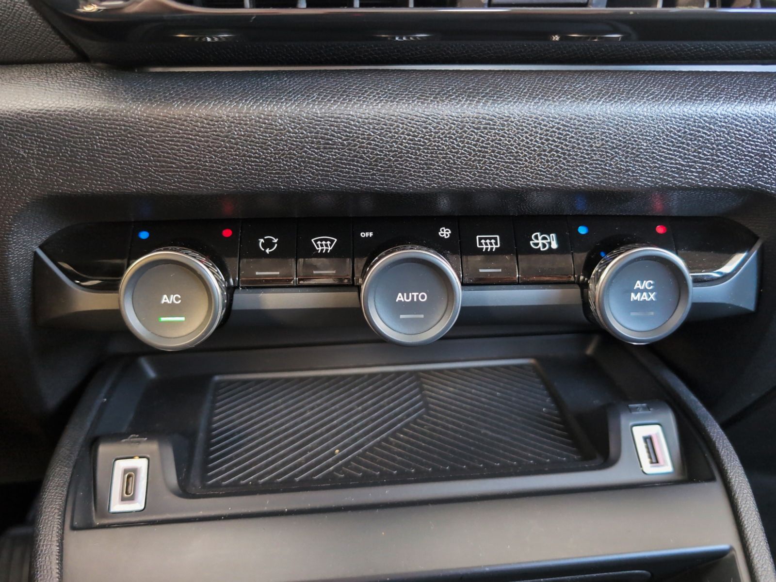 Citroën C4 PureTech 130 Plus - foto 20