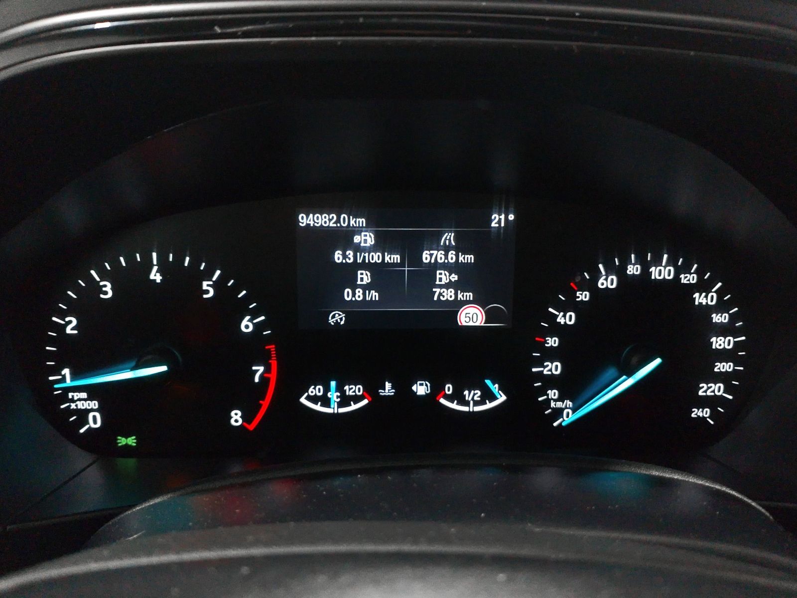 Ford Focus 1.0 EcoBoost MHEV ST-Line - foto 16