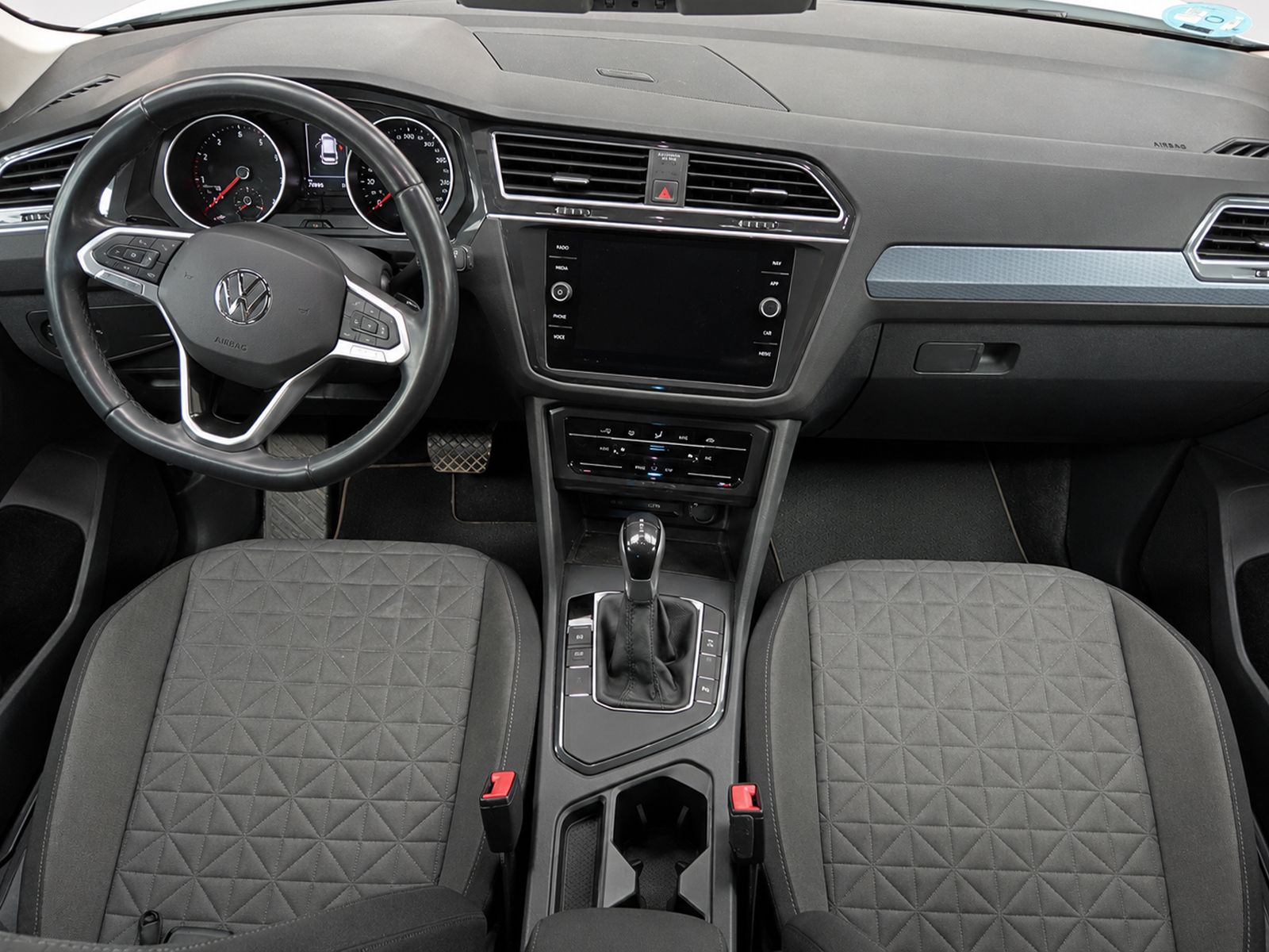 Volkswagen Tiguan Life 2.0 TDI DSG - foto 9
