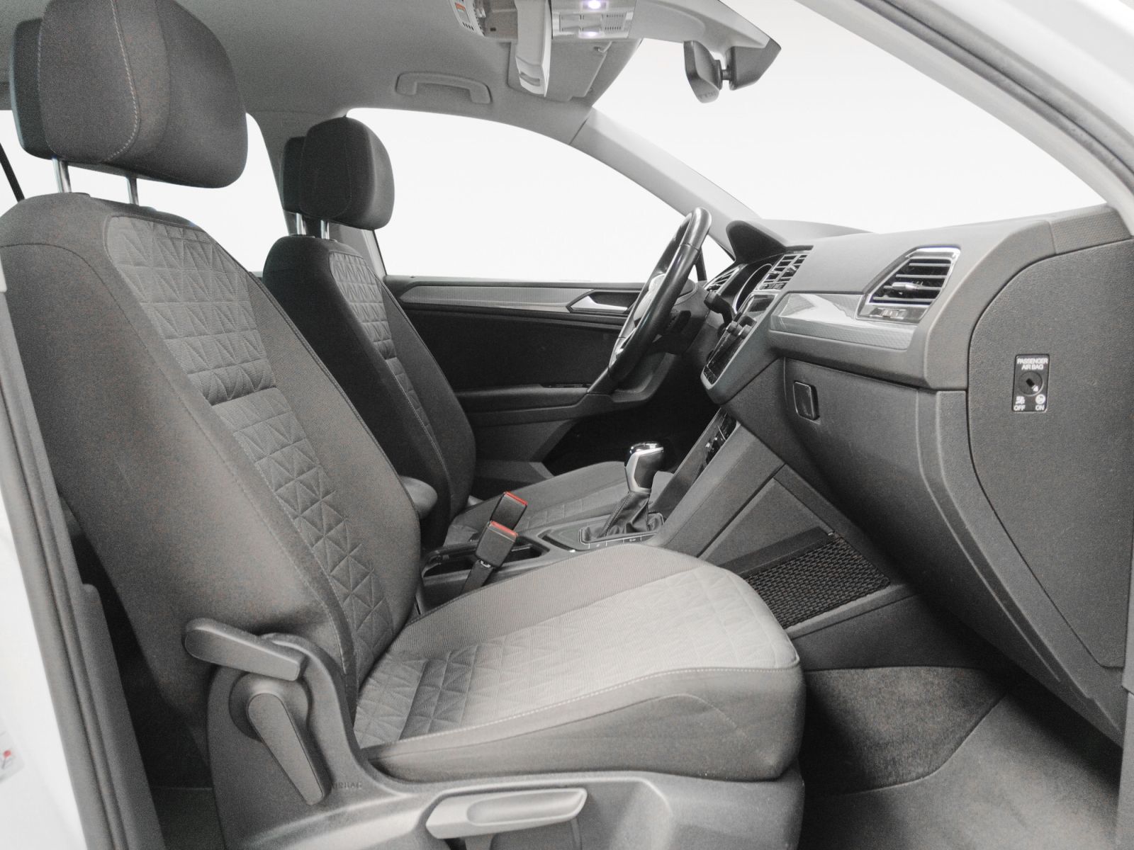 Volkswagen Tiguan Life 2.0 TDI DSG - foto 13