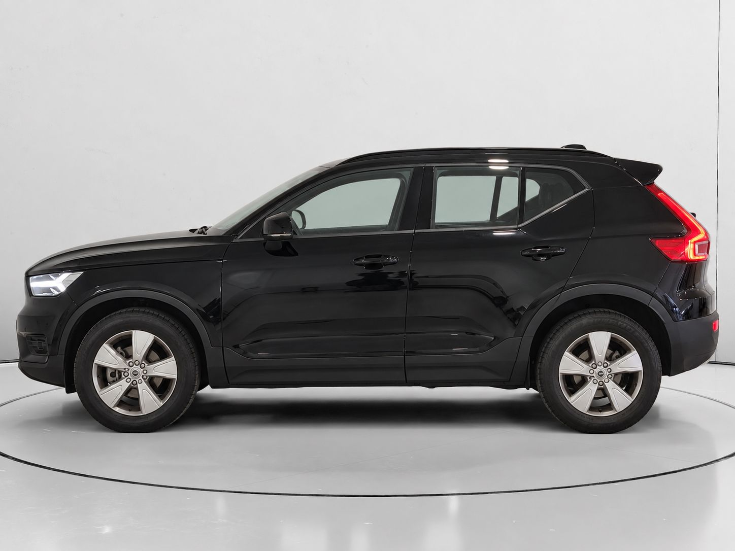 Volvo XC40 T2 Momentum Core - foto 6