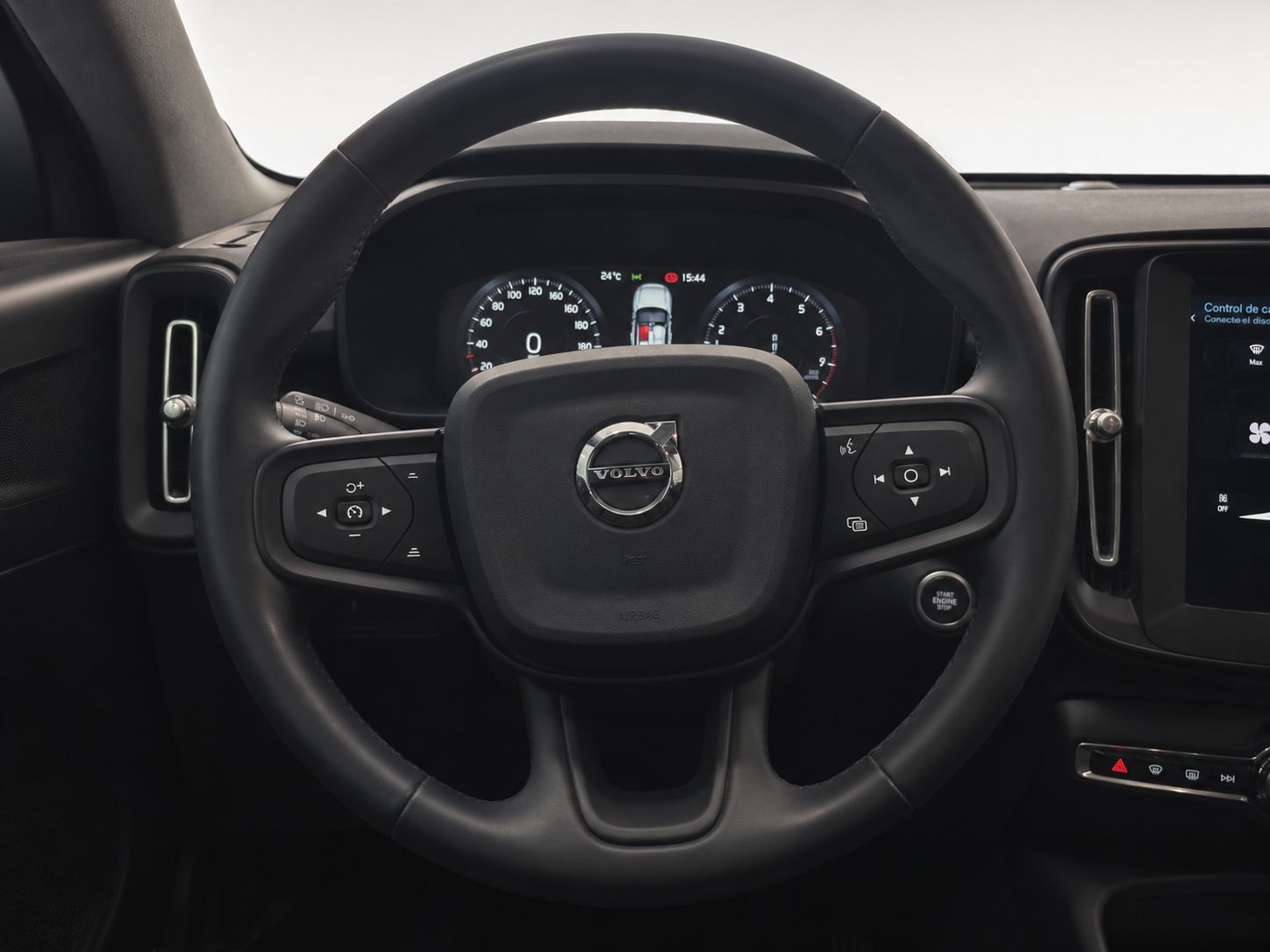 Volvo XC40 T2 Momentum Core - foto 10