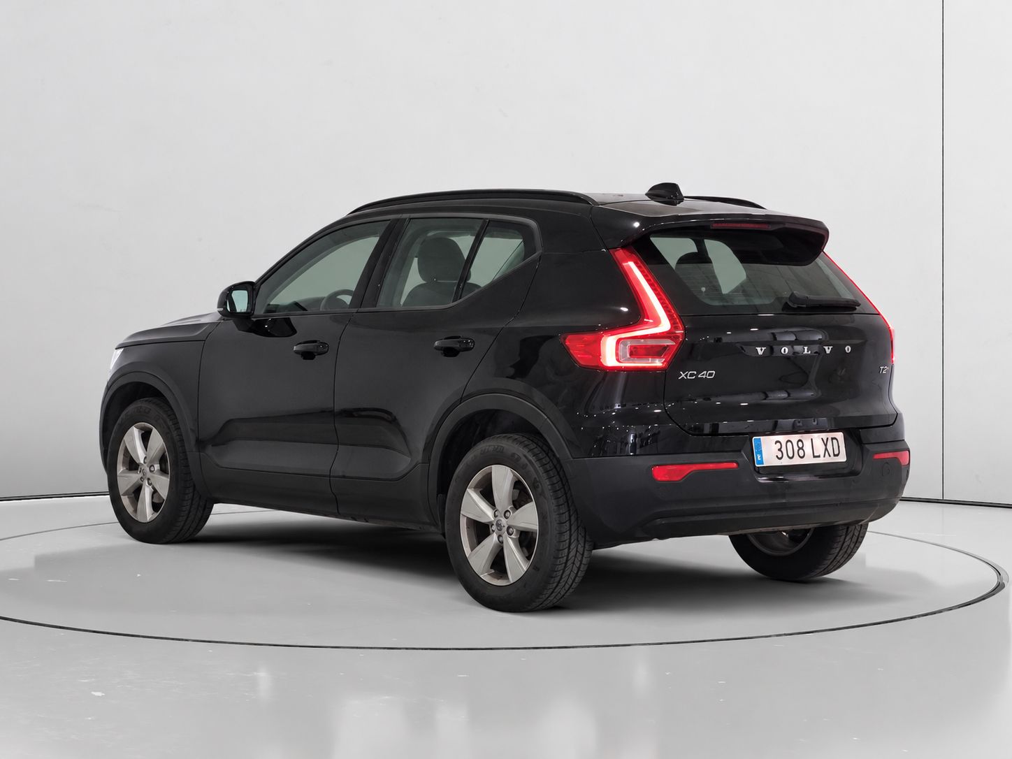 Volvo XC40 T2 Momentum Core - foto 5