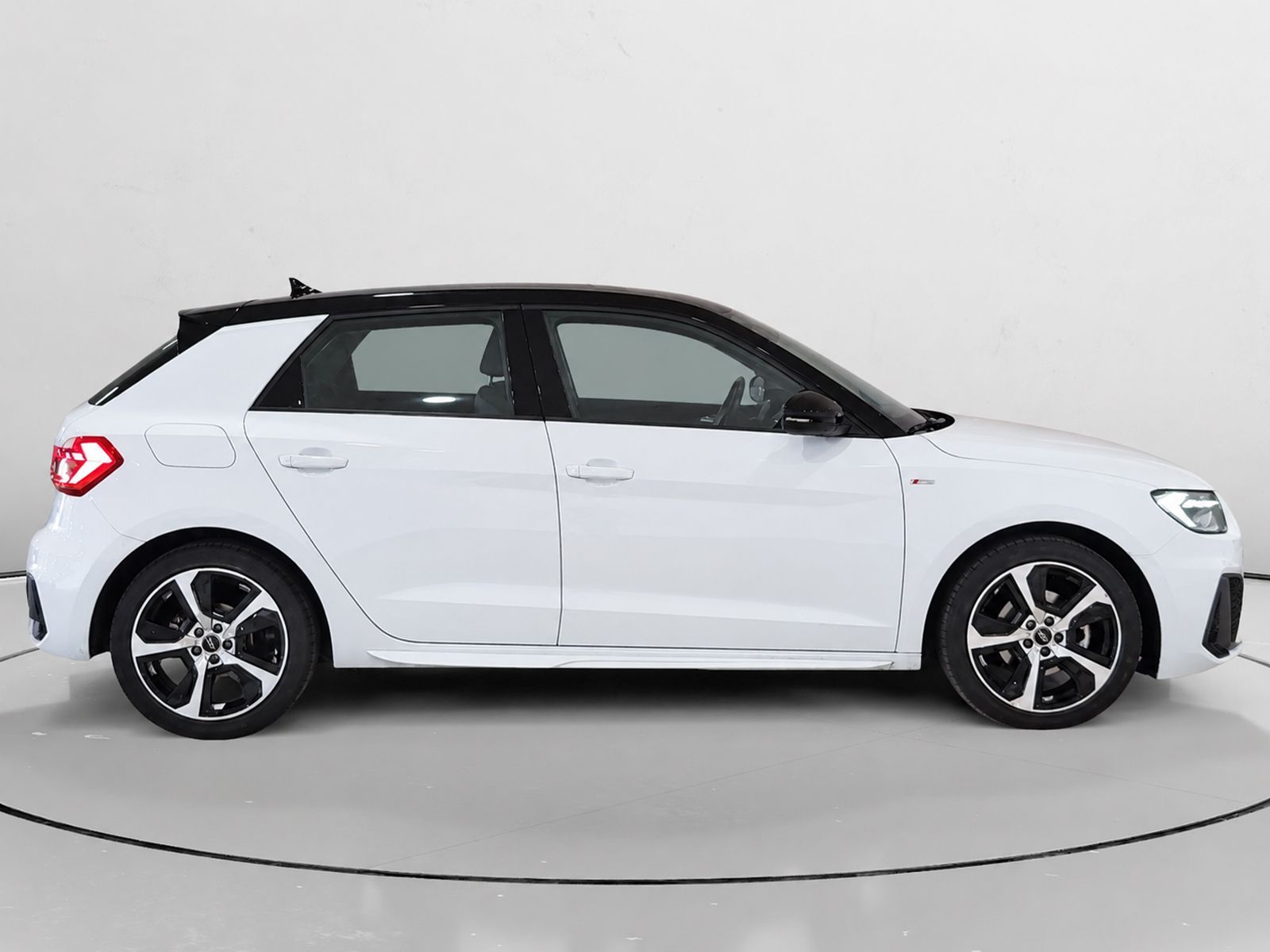 Audi A1 Adrenalin edition 30 TFSI S tronic - foto 2