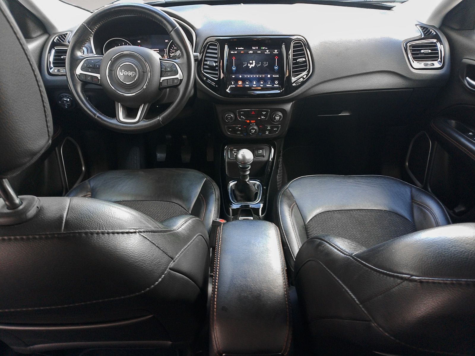 Jeep Compass 1.6 MultiJet Limited 4x2 - foto 9