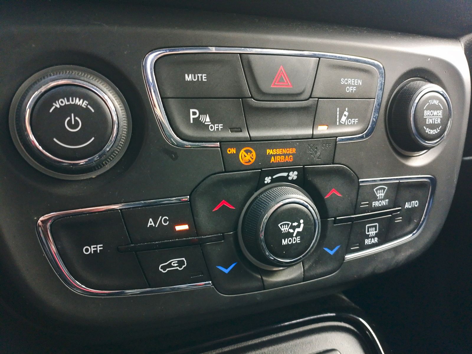 Jeep Compass 1.6 MultiJet Limited 4x2 - foto 22