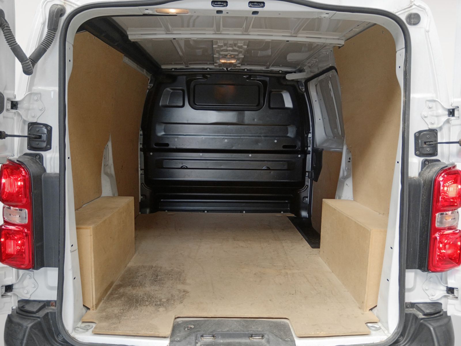 Fiat Scudo Furgon 1.5 BlueHDi L2 - foto 13