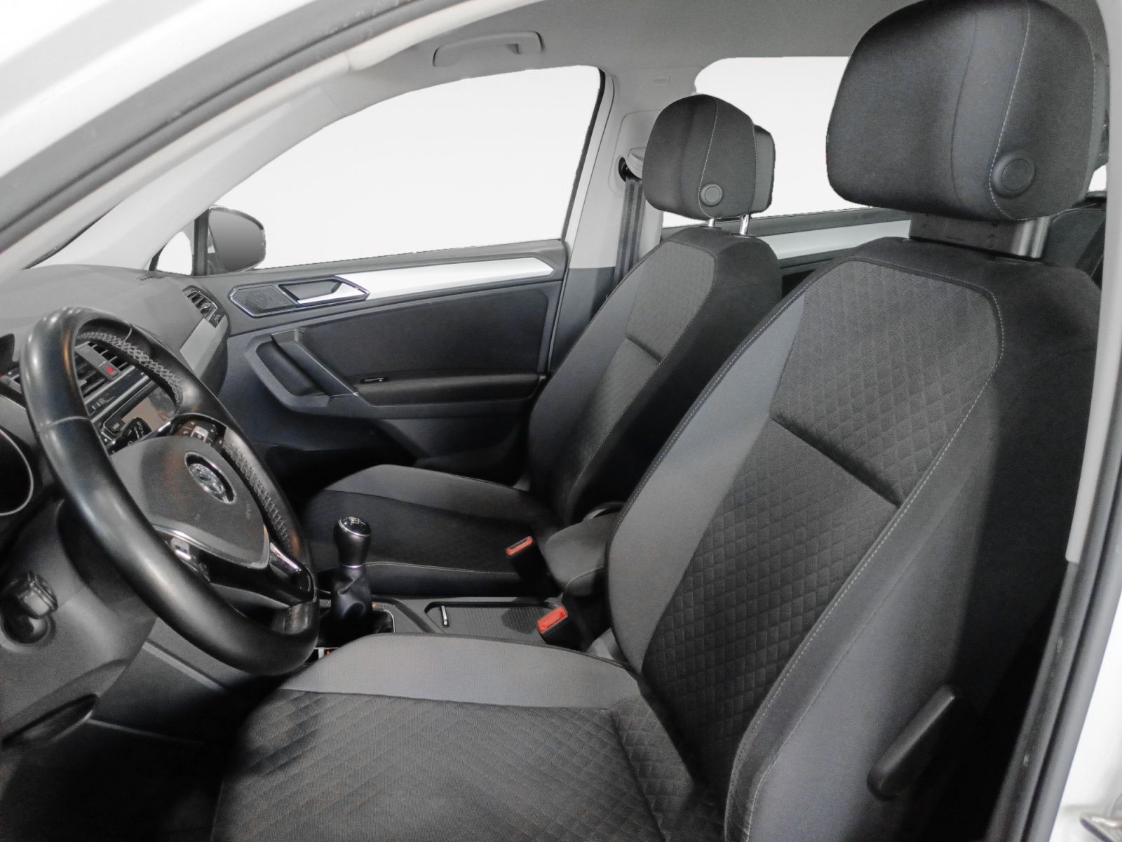 Volkswagen Tiguan Advance 2.0 TDI BMT - foto 11