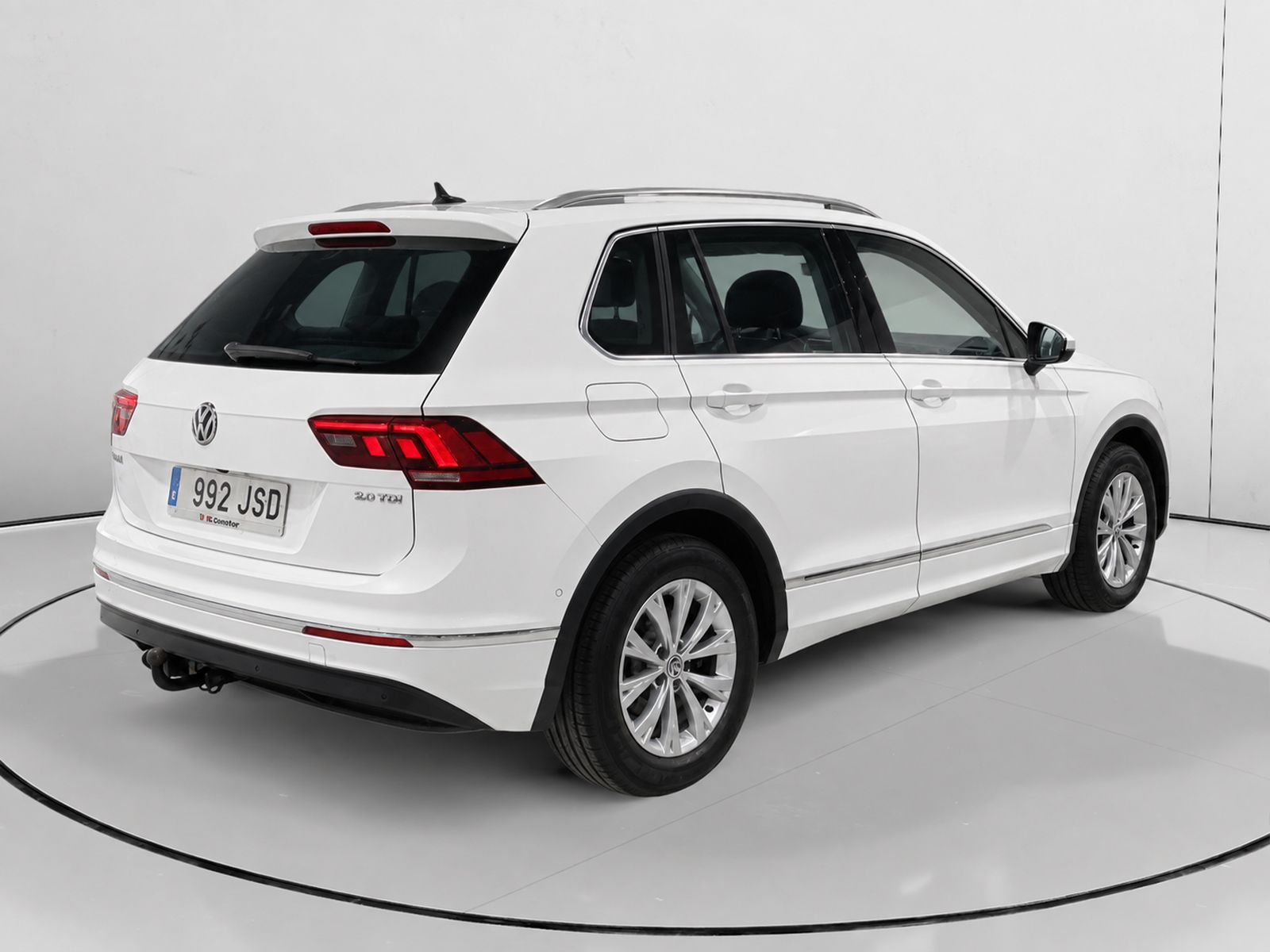 Volkswagen Tiguan Advance 2.0 TDI BMT - foto 3