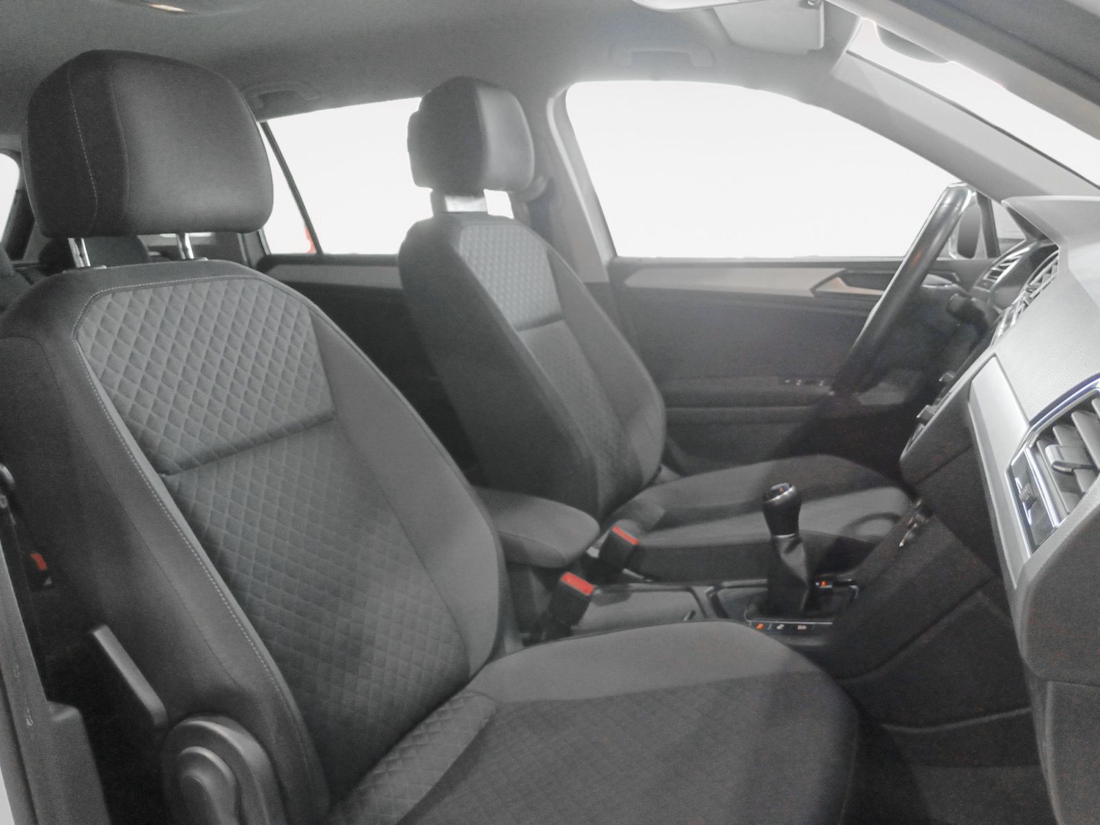 Volkswagen Tiguan Advance 2.0 TDI BMT - foto 13