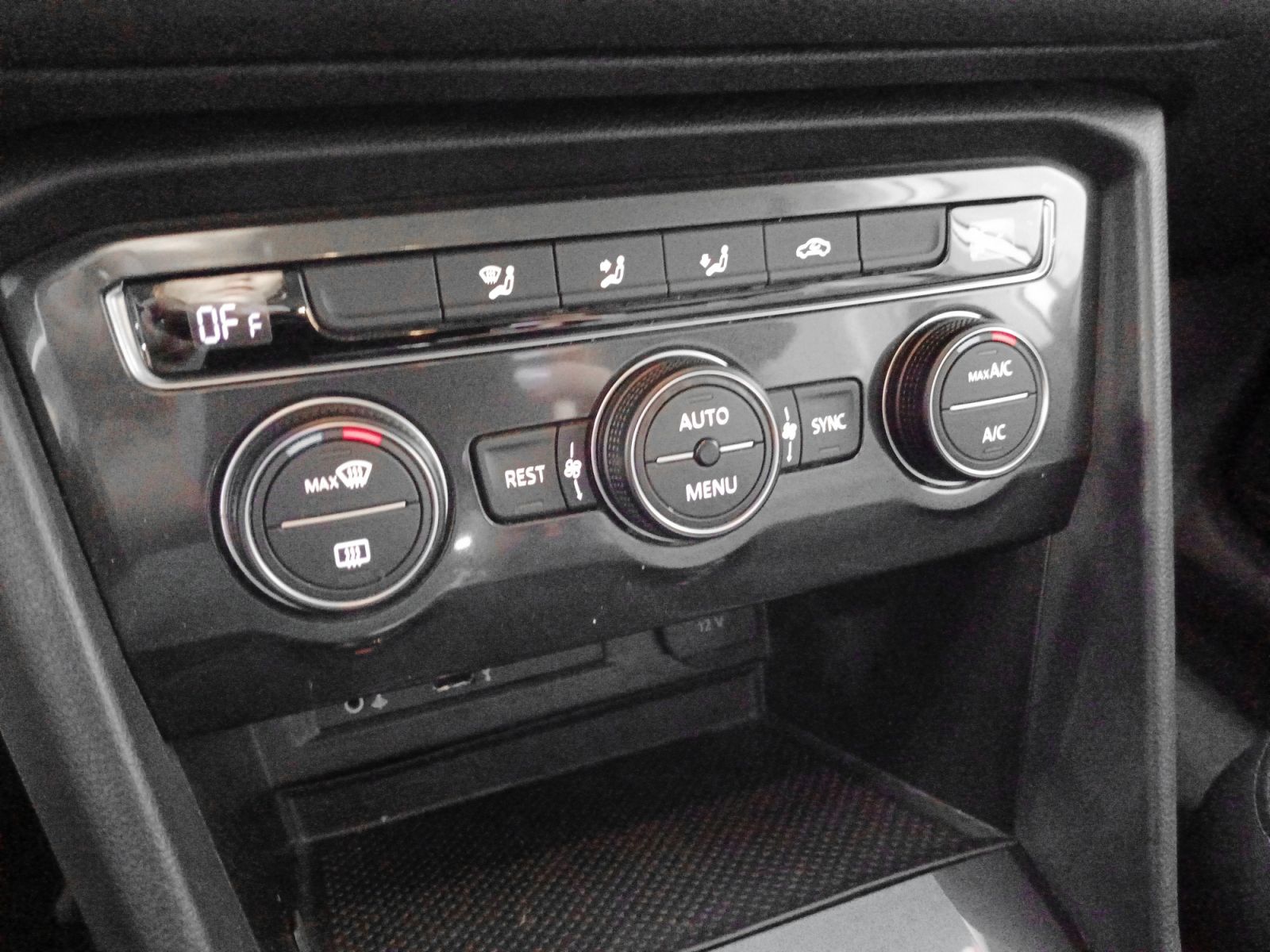 Volkswagen Tiguan Advance 2.0 TDI BMT - foto 22