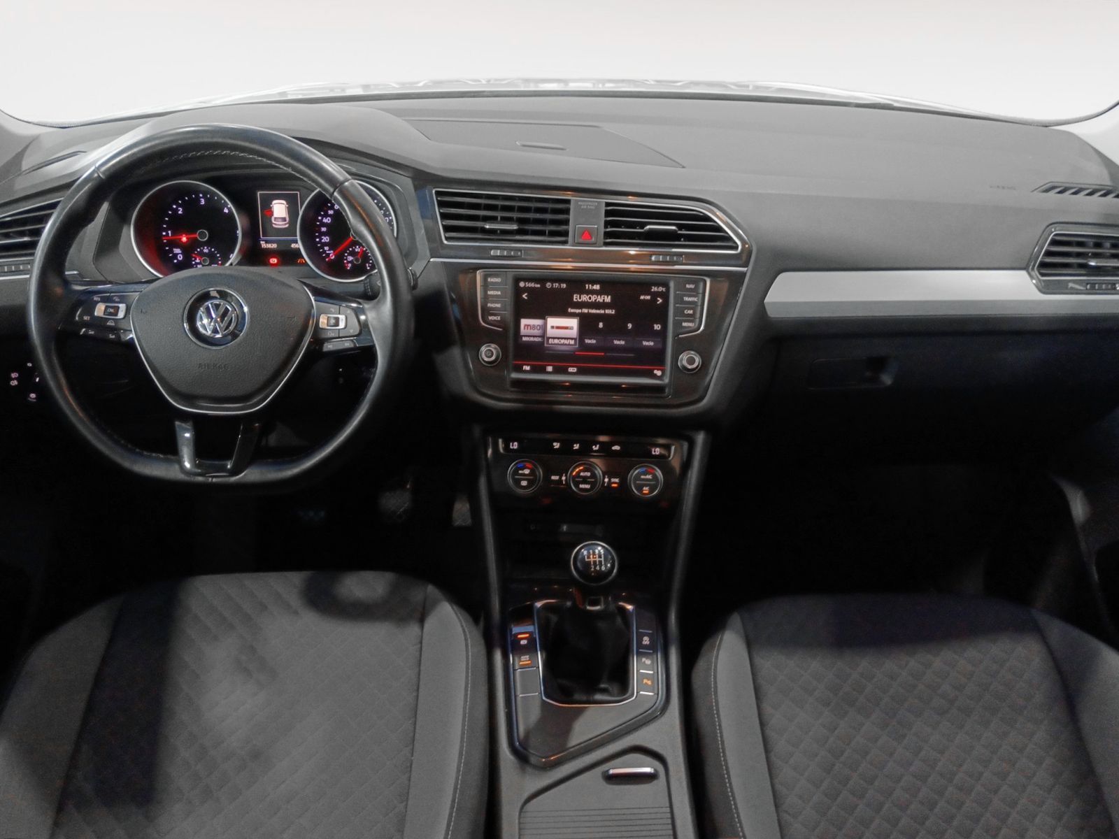 Volkswagen Tiguan Advance 2.0 TDI BMT - foto 9