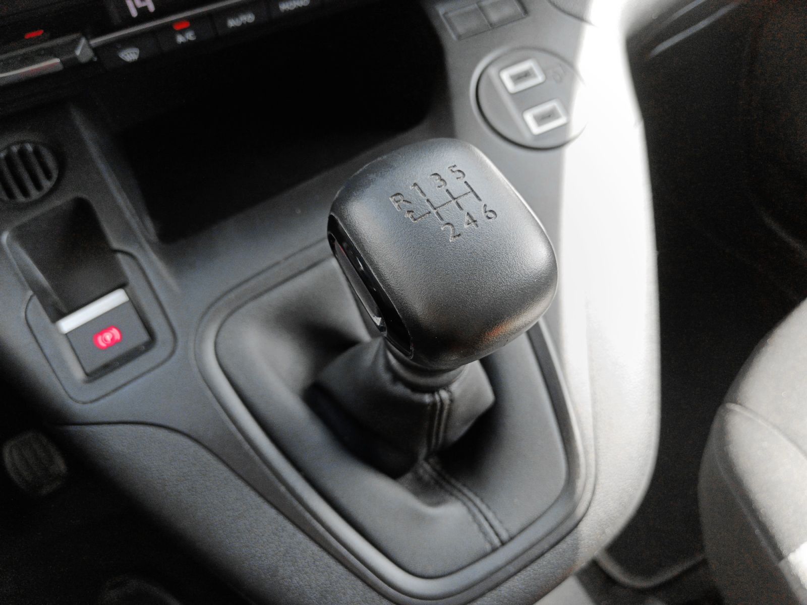 Citroën Berlingo BlueHDi 100 Plus Talla M - foto 14