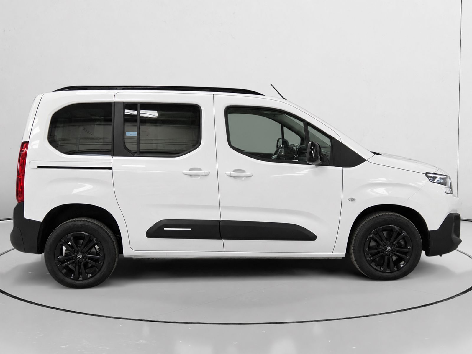 Citroën Berlingo BlueHDi 100 Plus Talla M - foto 2