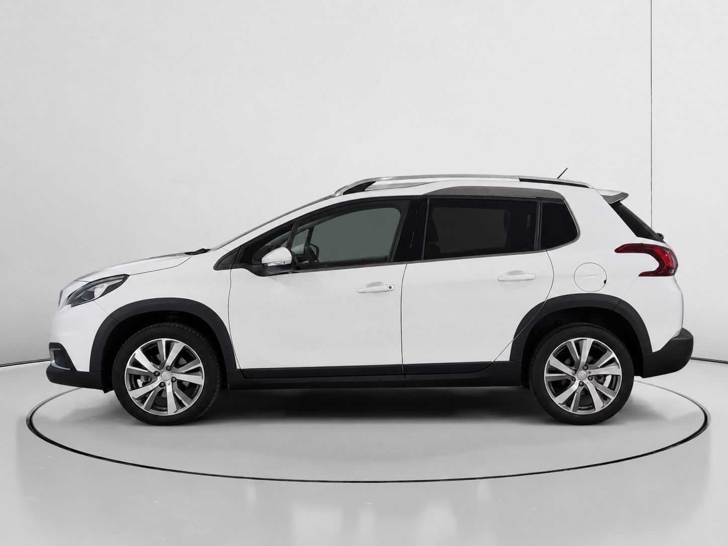 Peugeot 2008 PureTech 110 Allure - foto 6