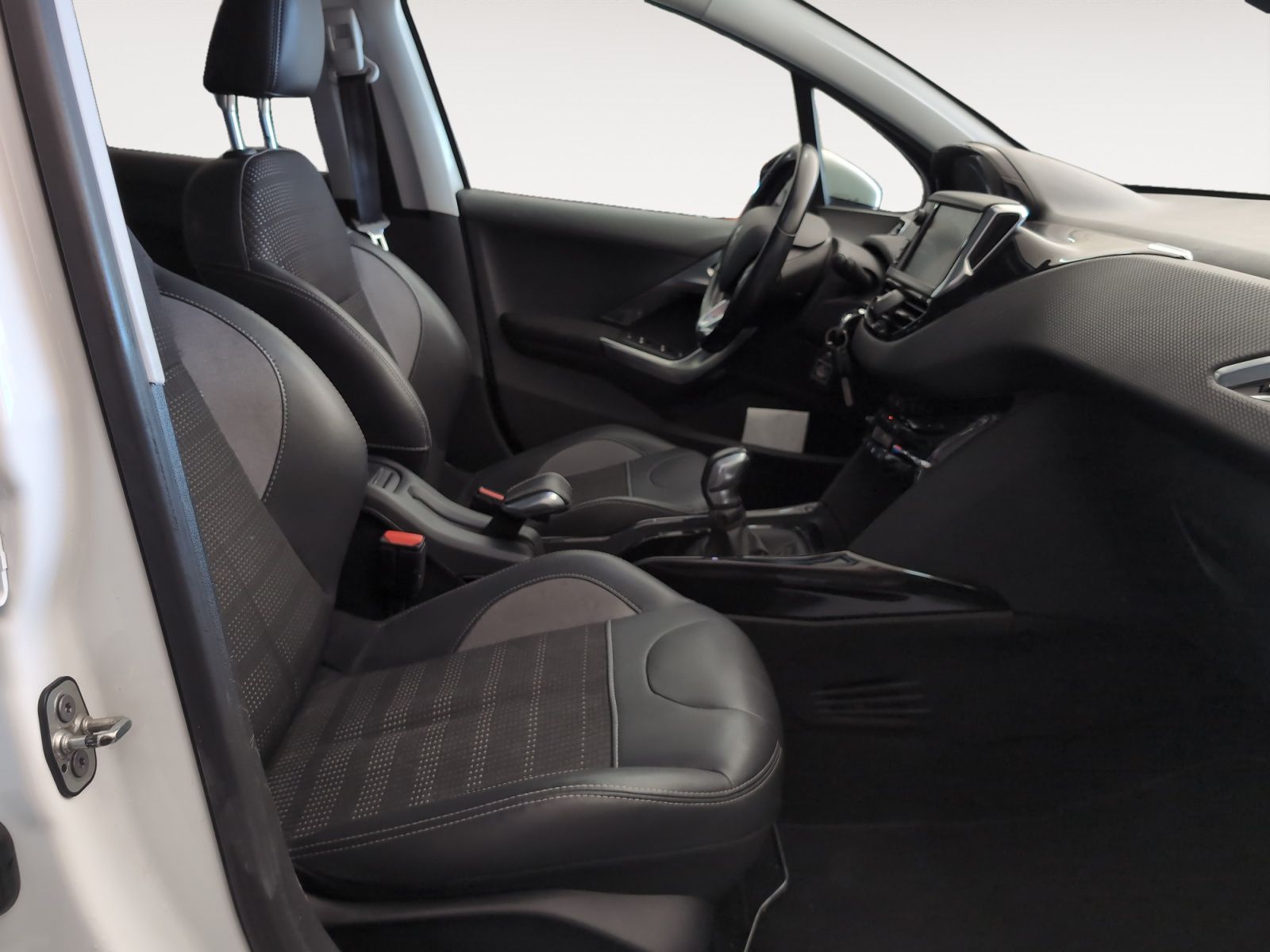 Peugeot 2008 PureTech 110 Allure - foto 13