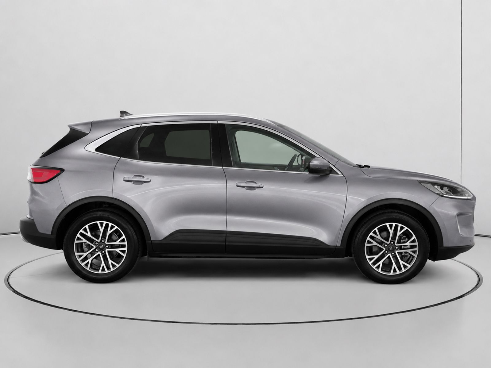 Ford Kuga 2.5 Duratec PHEV Titanium - foto 2
