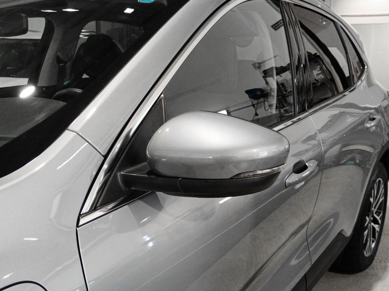 Ford Kuga 2.5 Duratec PHEV Titanium - foto 23