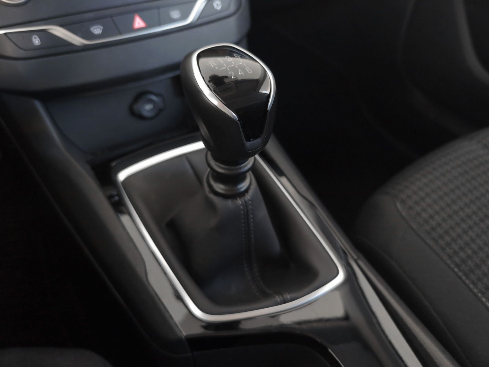 Peugeot 308 BlueHDi 130 Active Pack - foto 14