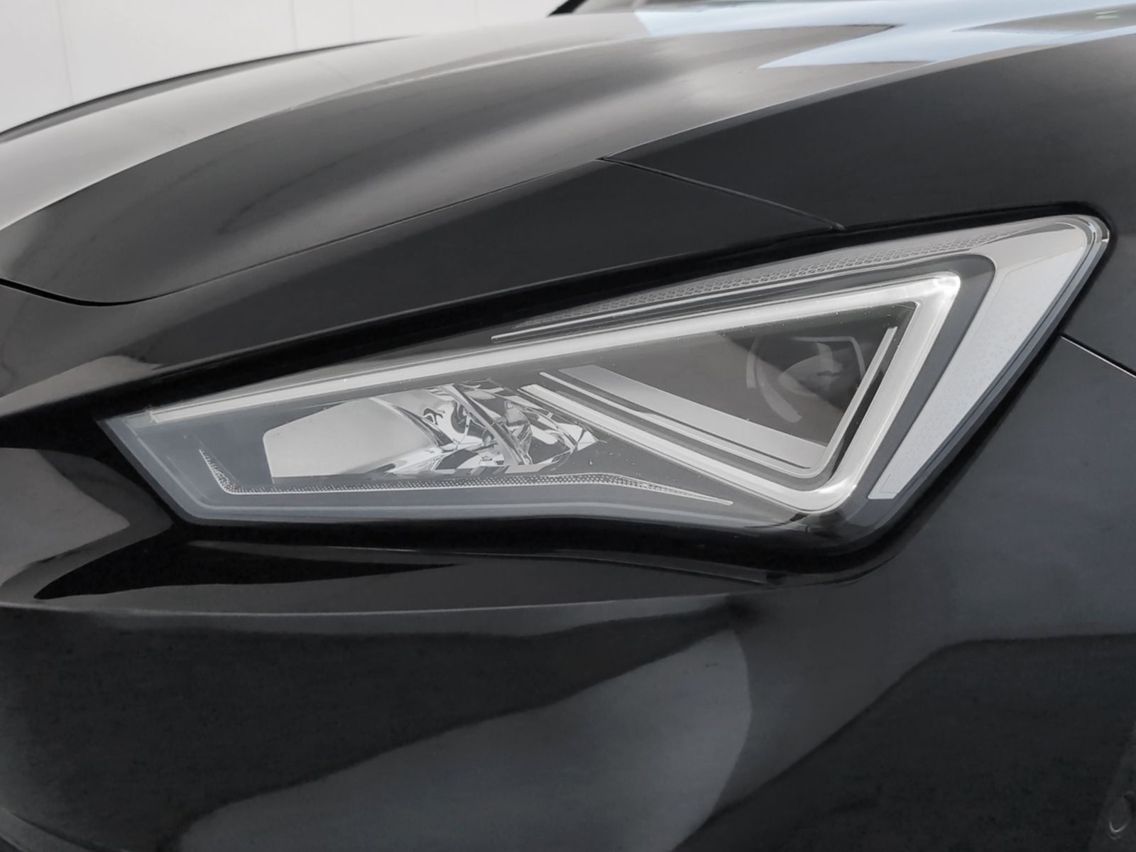 SEAT León 1.4 e-Hybrid Xcellence DSG - foto 23