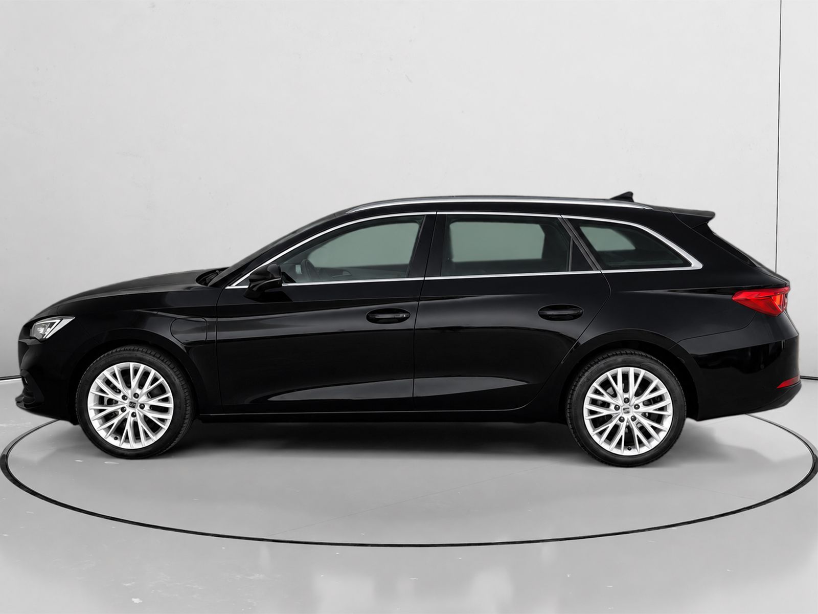 SEAT León 1.4 e-Hybrid Xcellence DSG - foto 6