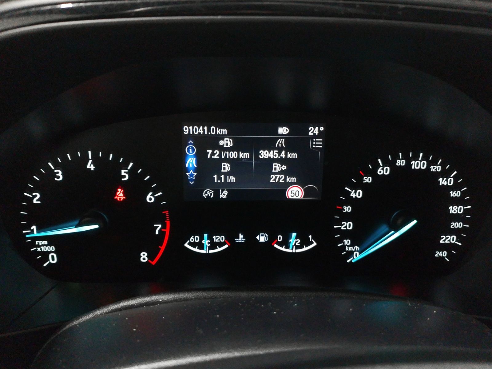 Ford Focus 1.0 EcoBoost MHEV ST-Line - foto 16