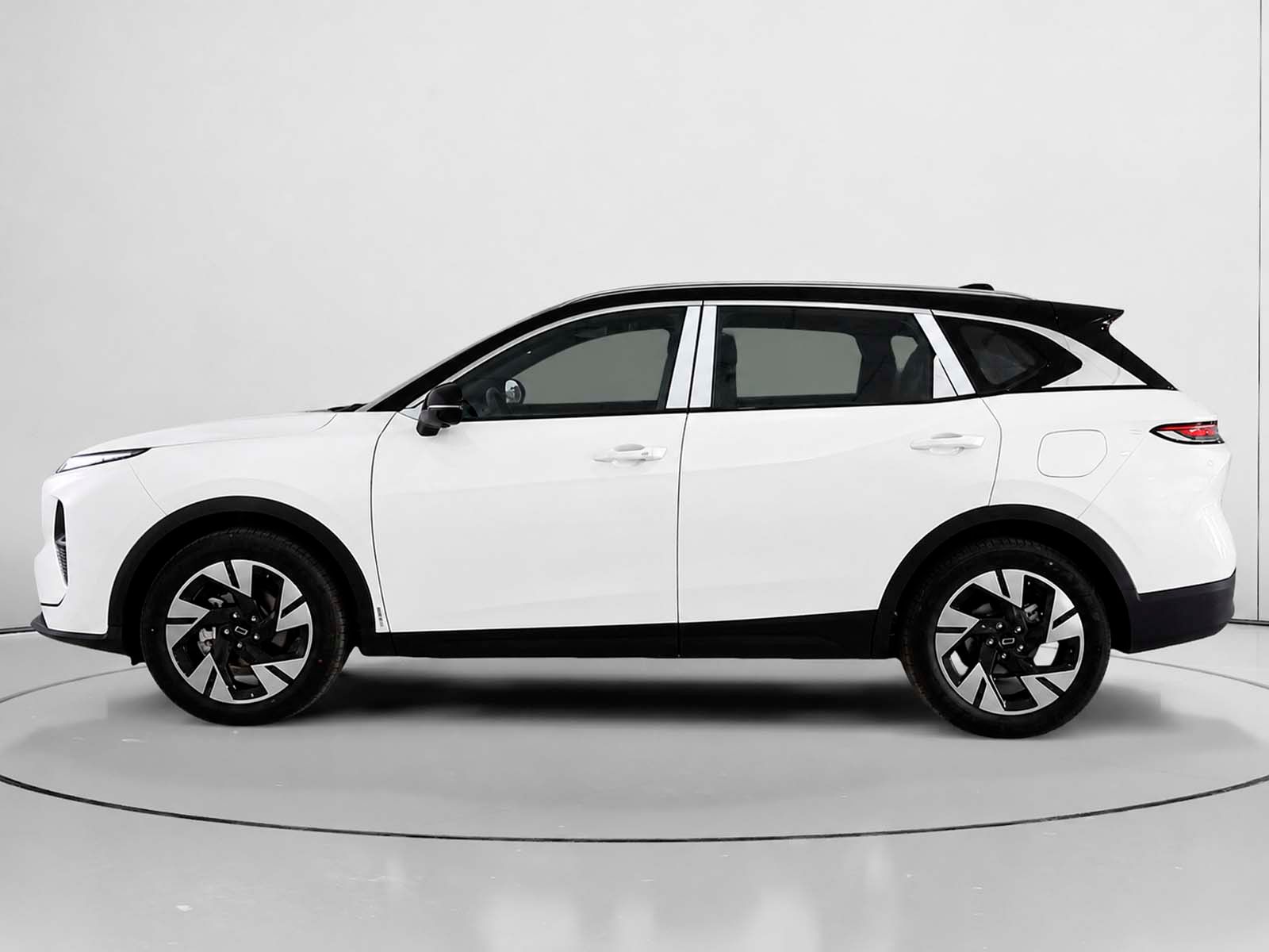 Bestune Joyee 07 1.5T PHEV Premium DCT - foto 6