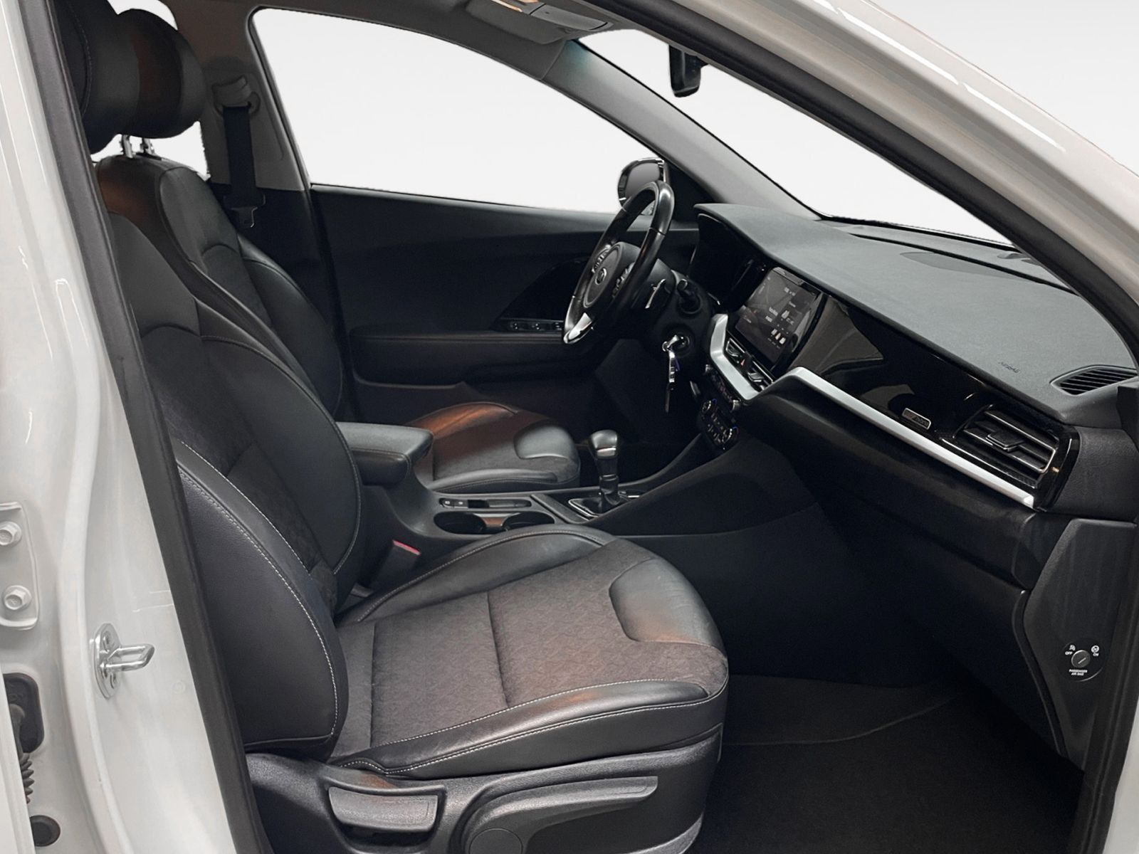 Kia Niro 1.6 GDi HEV Drive - foto 13