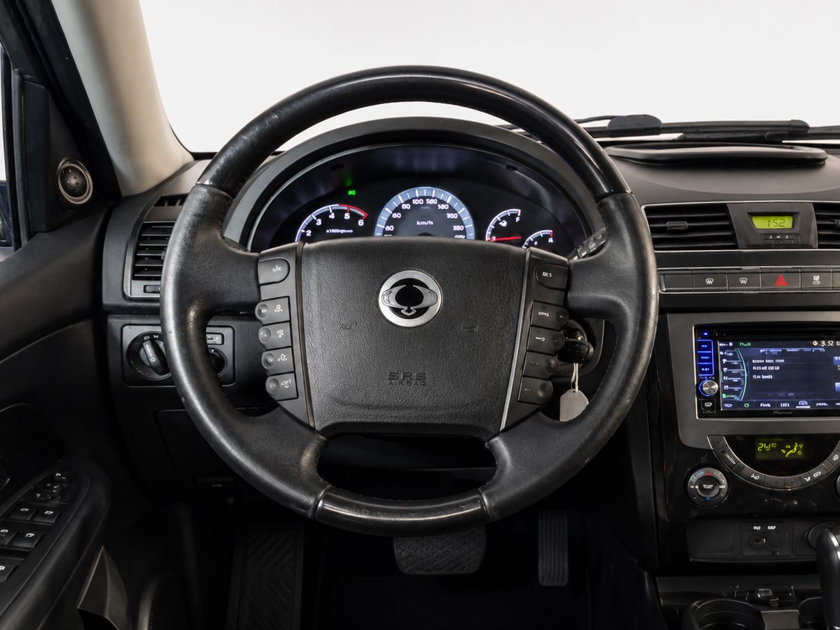 SsangYong Rexton D22DTR Premium 4x4 - foto 10