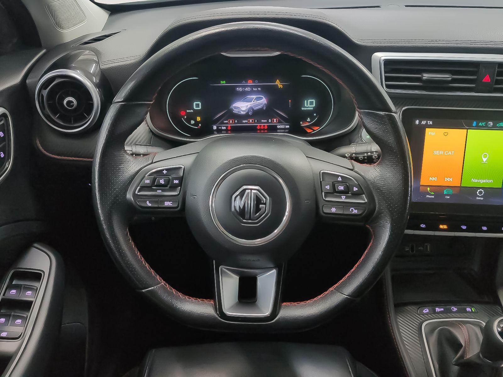 MG ZS 1.0T Luxury - foto 9