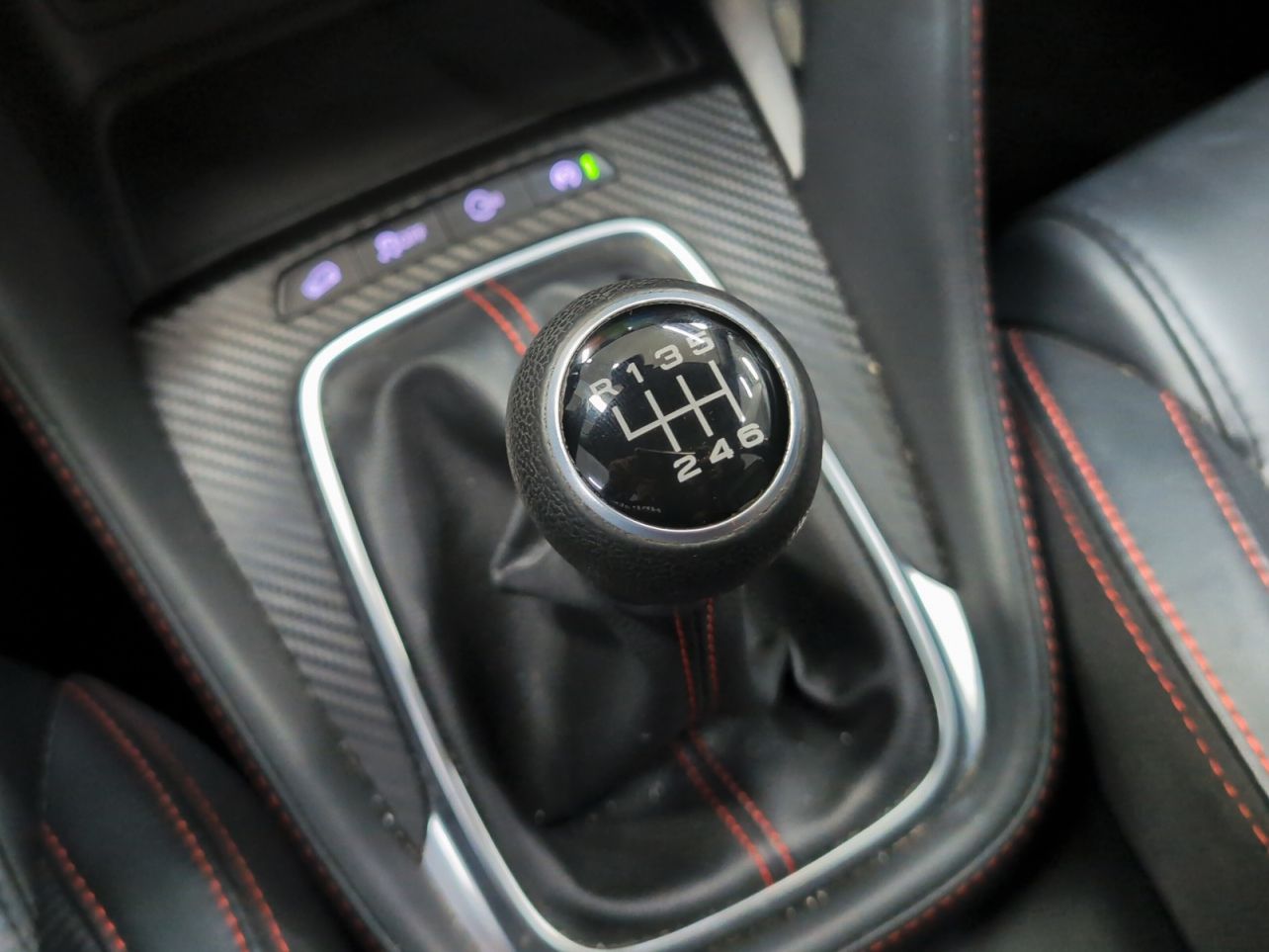 MG ZS 1.0T Luxury - foto 15
