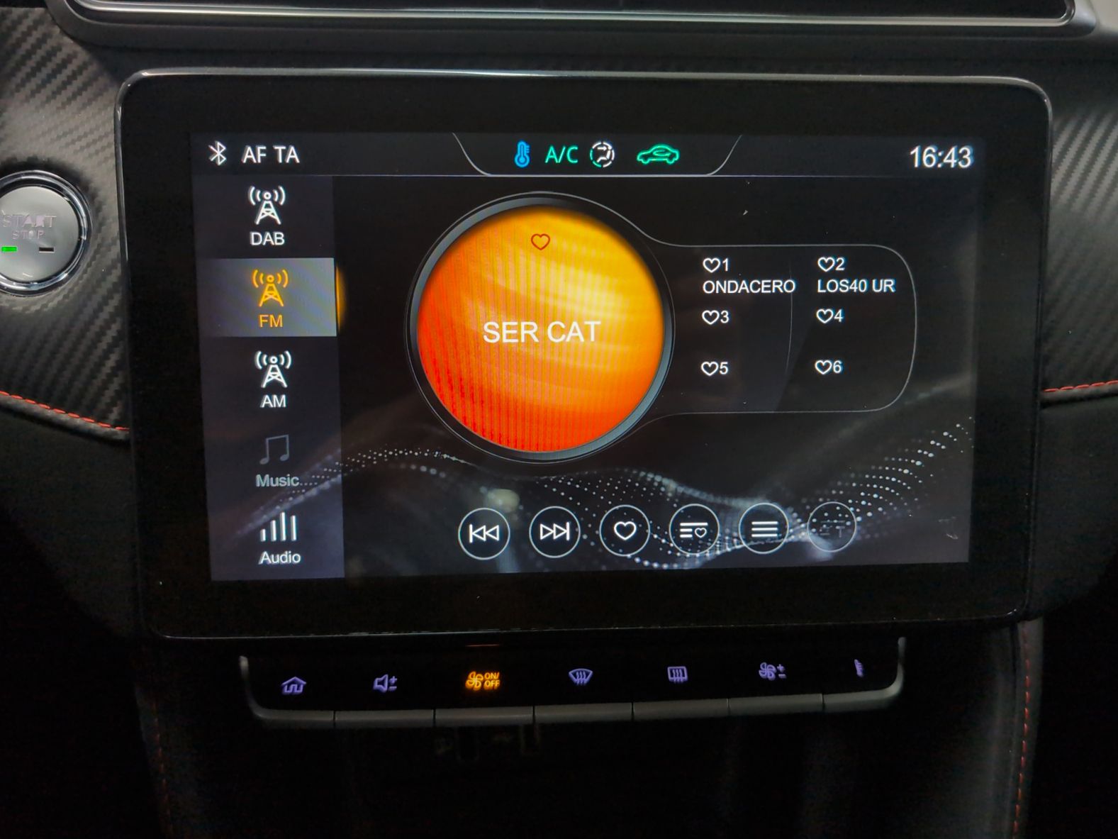 MG ZS 1.0T Luxury - foto 19