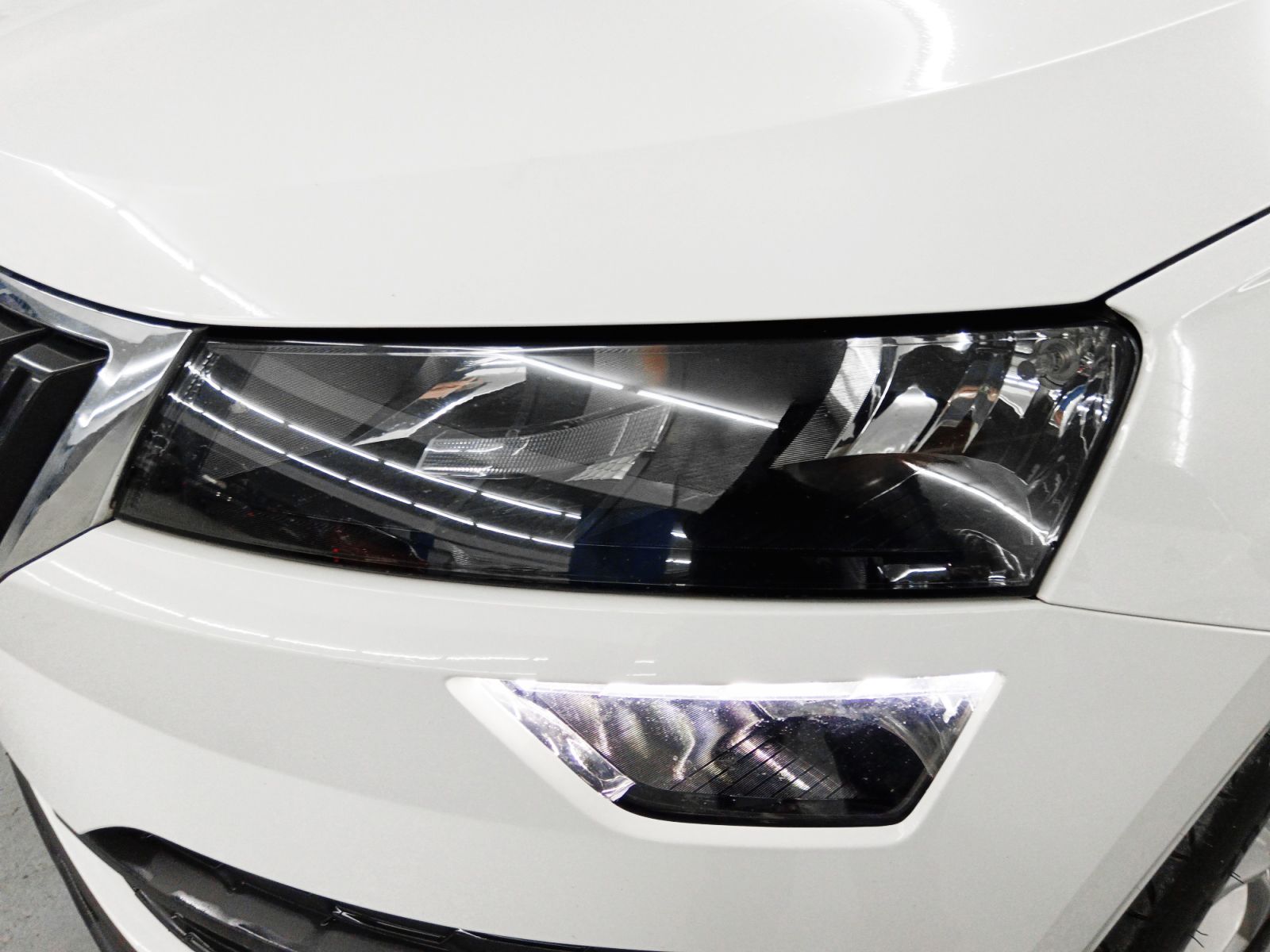 Škoda Karoq 2.0 TDI Ambition 4x4 DSG - foto 25