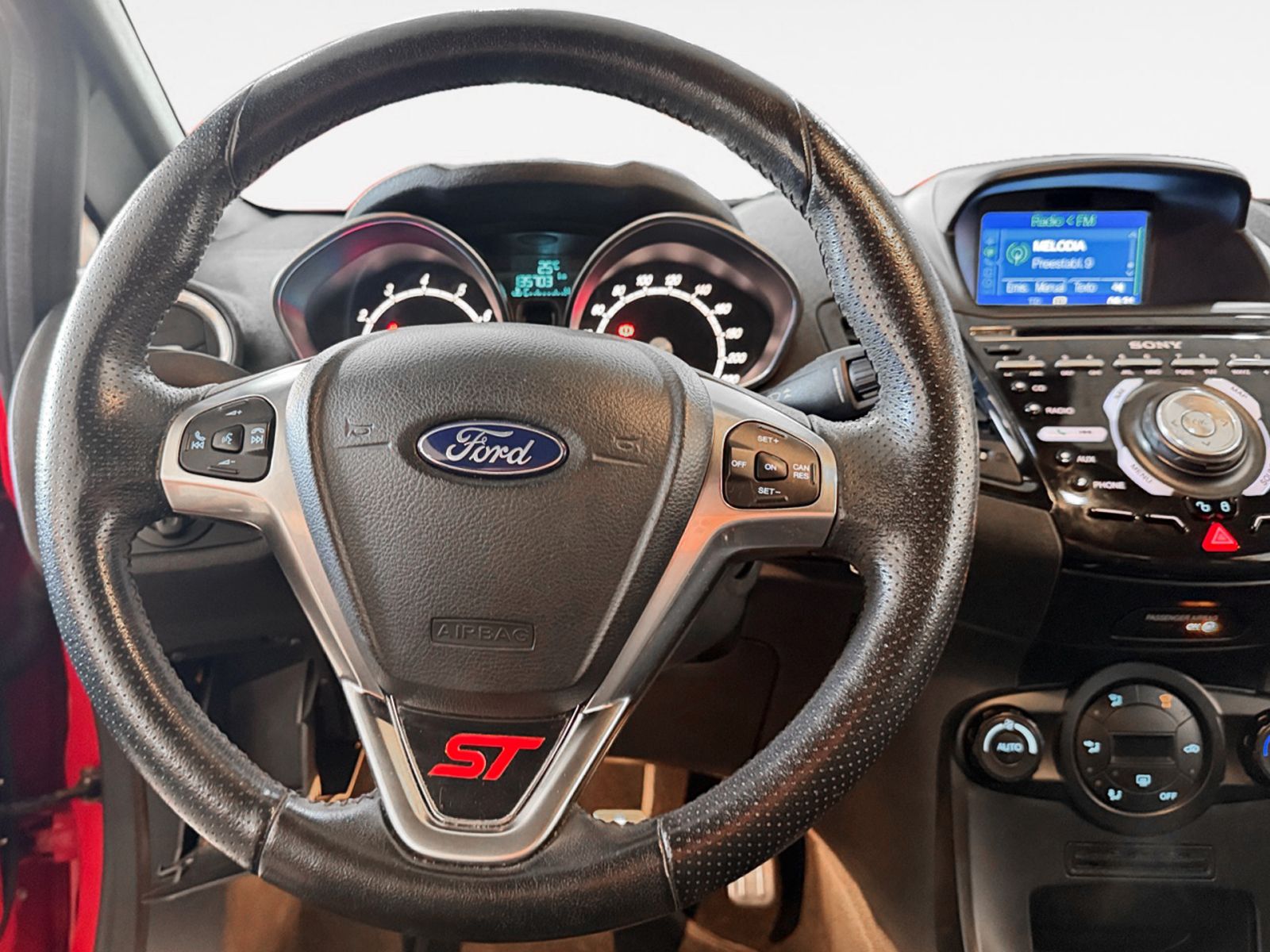 Ford Fiesta 1.0 EcoBoost Trend - foto 10