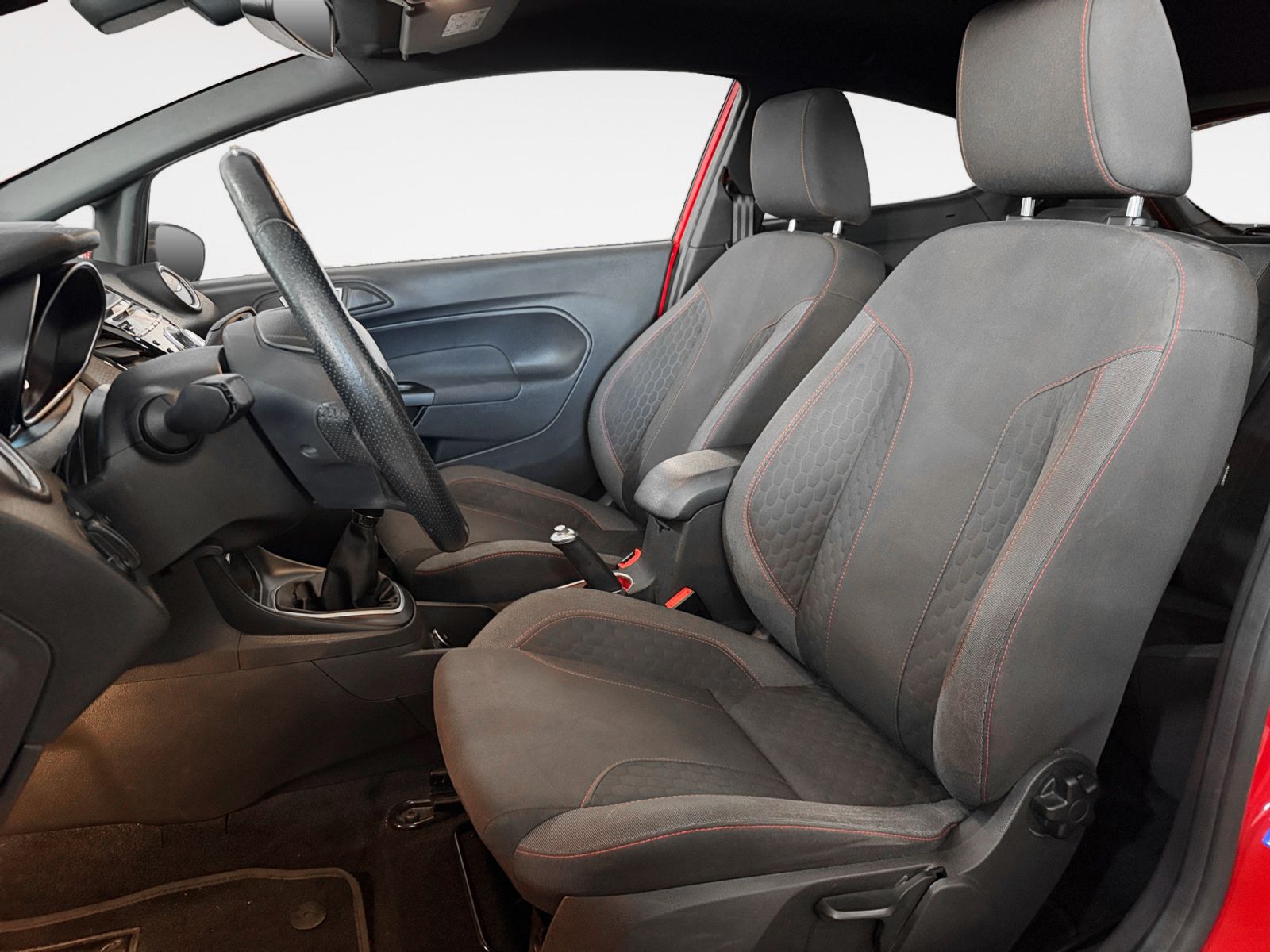 Ford Fiesta 1.0 EcoBoost Trend - foto 11
