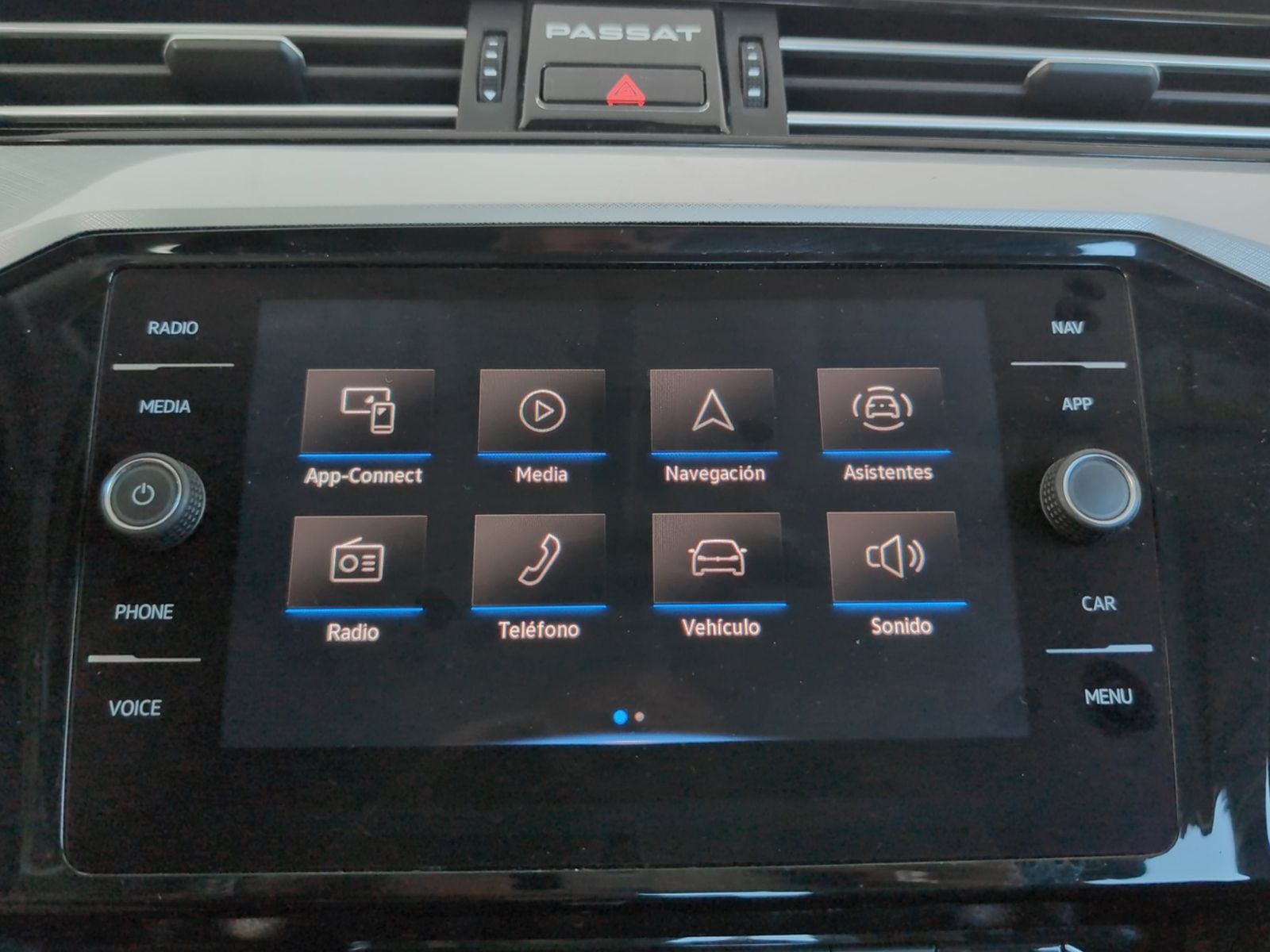 Volkswagen Passat Executive 1.5 TSI - foto 17