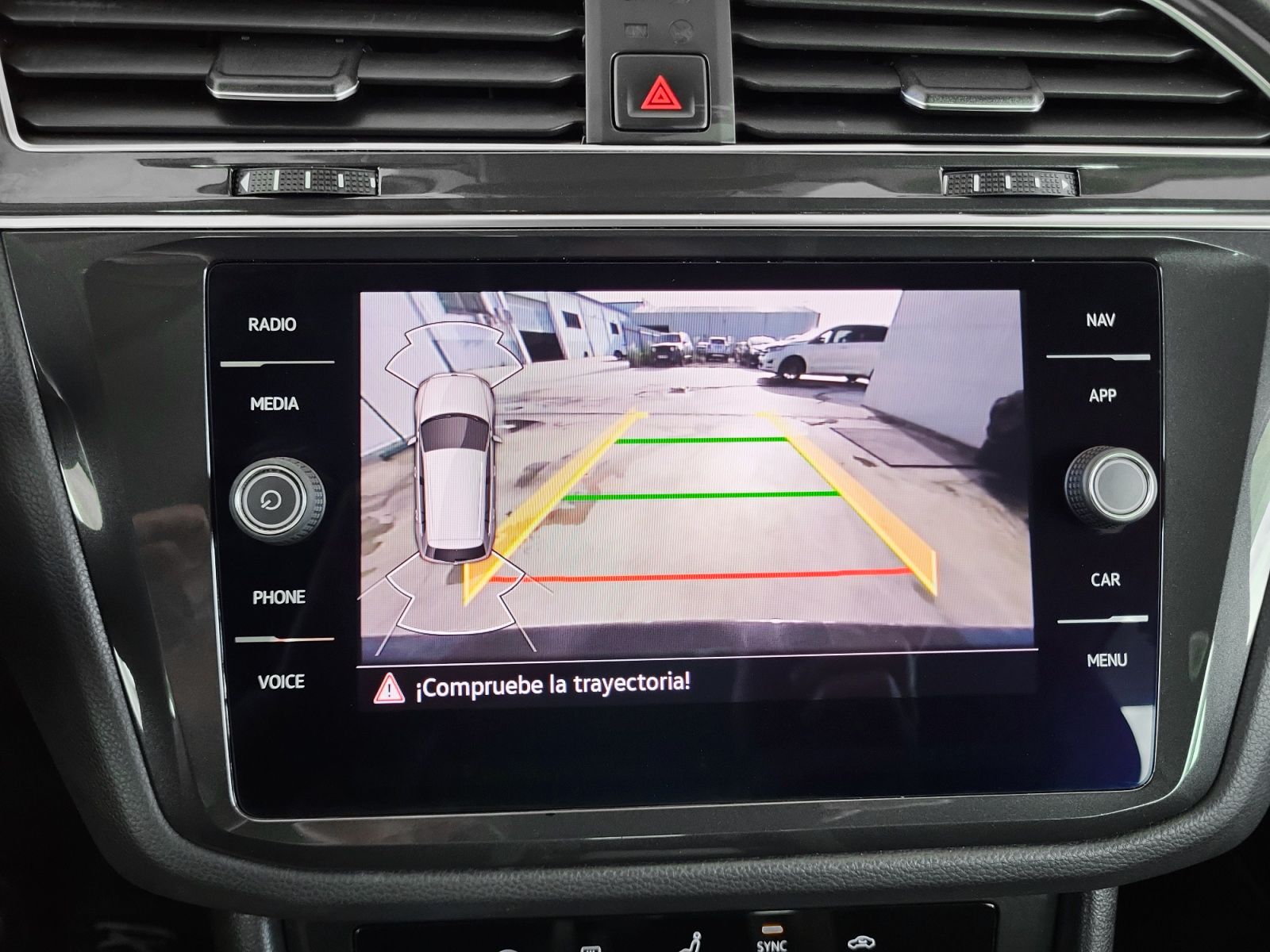 Volkswagen Tiguan Urban Sport 1.5 TSI - foto 21