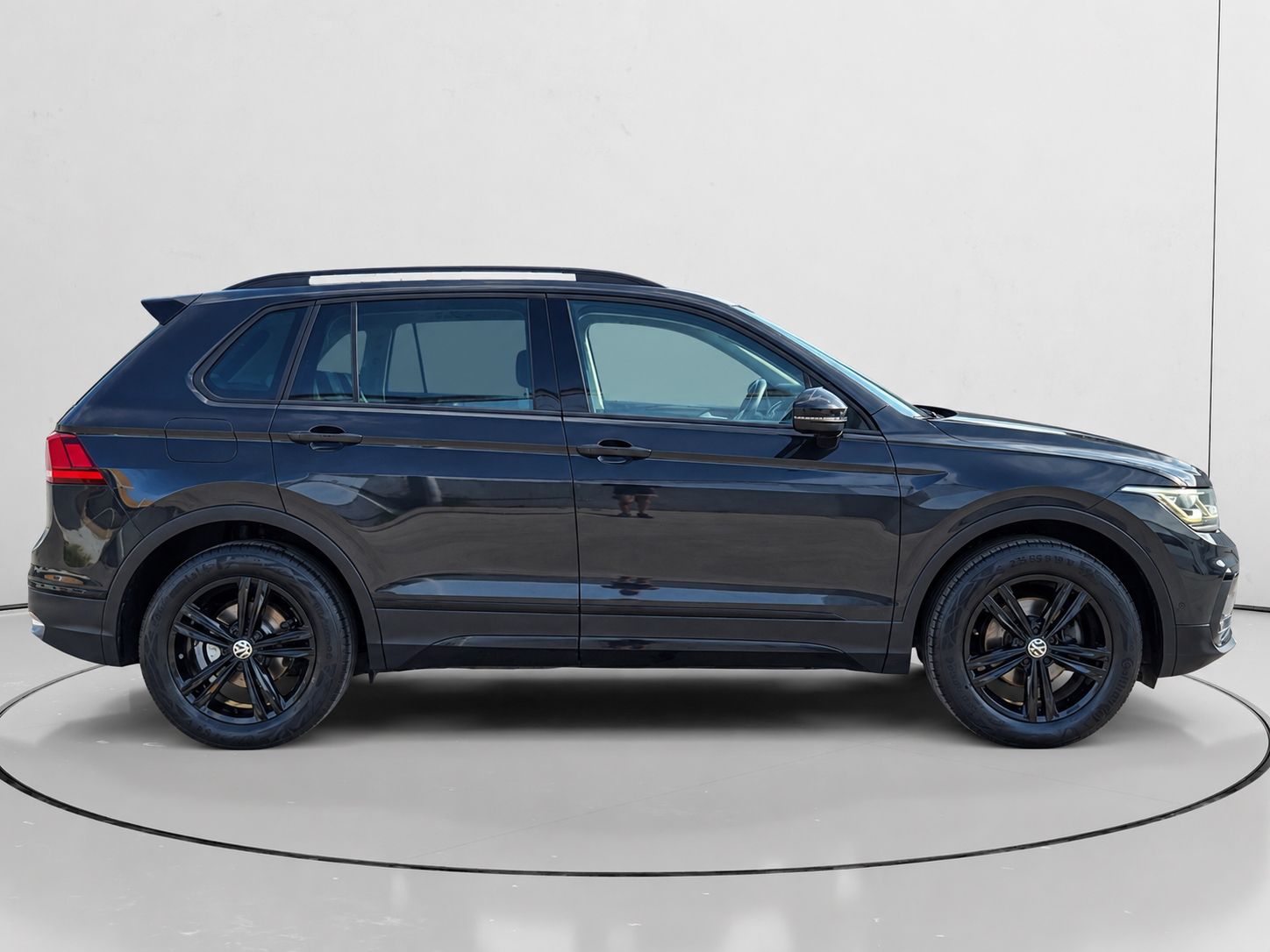 Volkswagen Tiguan Urban Sport 1.5 TSI - foto 2