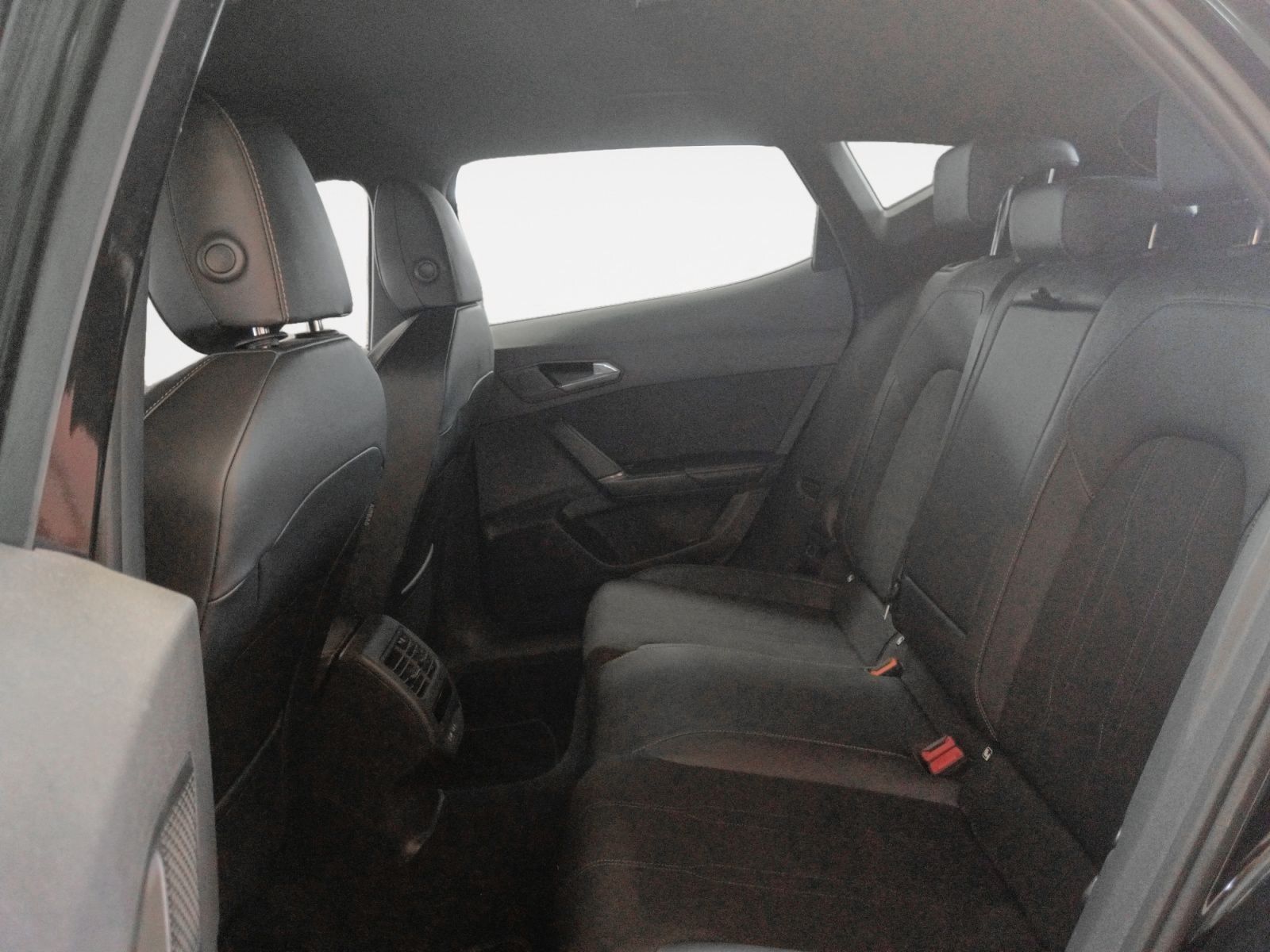 Cupra Formentor 1.5 TSI e-Hybrid DSG - foto 11