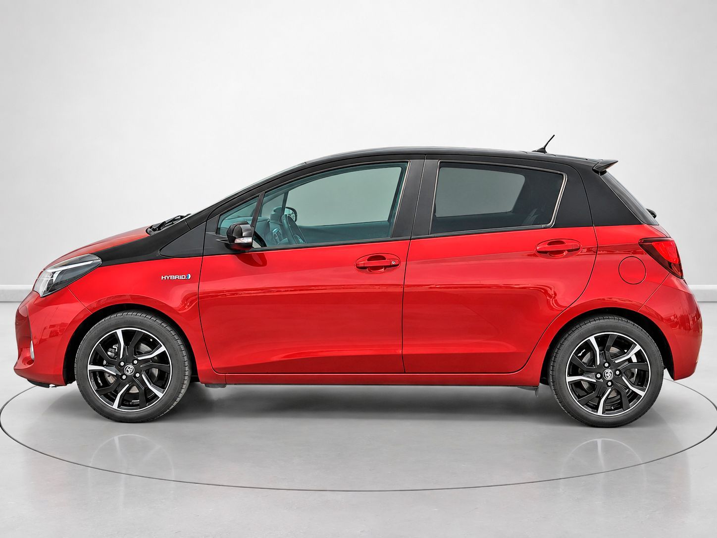 Toyota Yaris 1.5 Hybrid City - foto 6