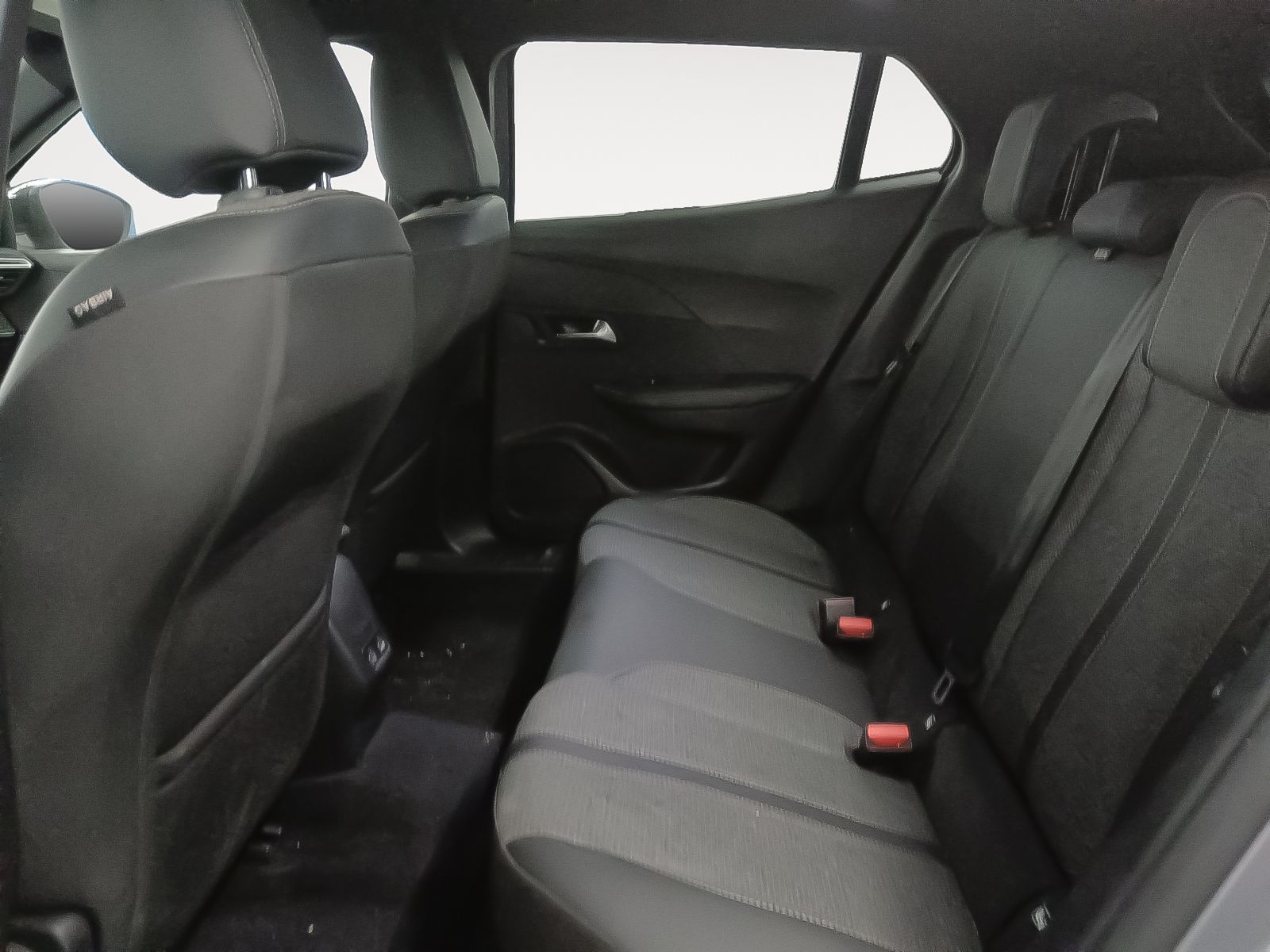 Peugeot 2008 PureTech 100 Allure - foto 11